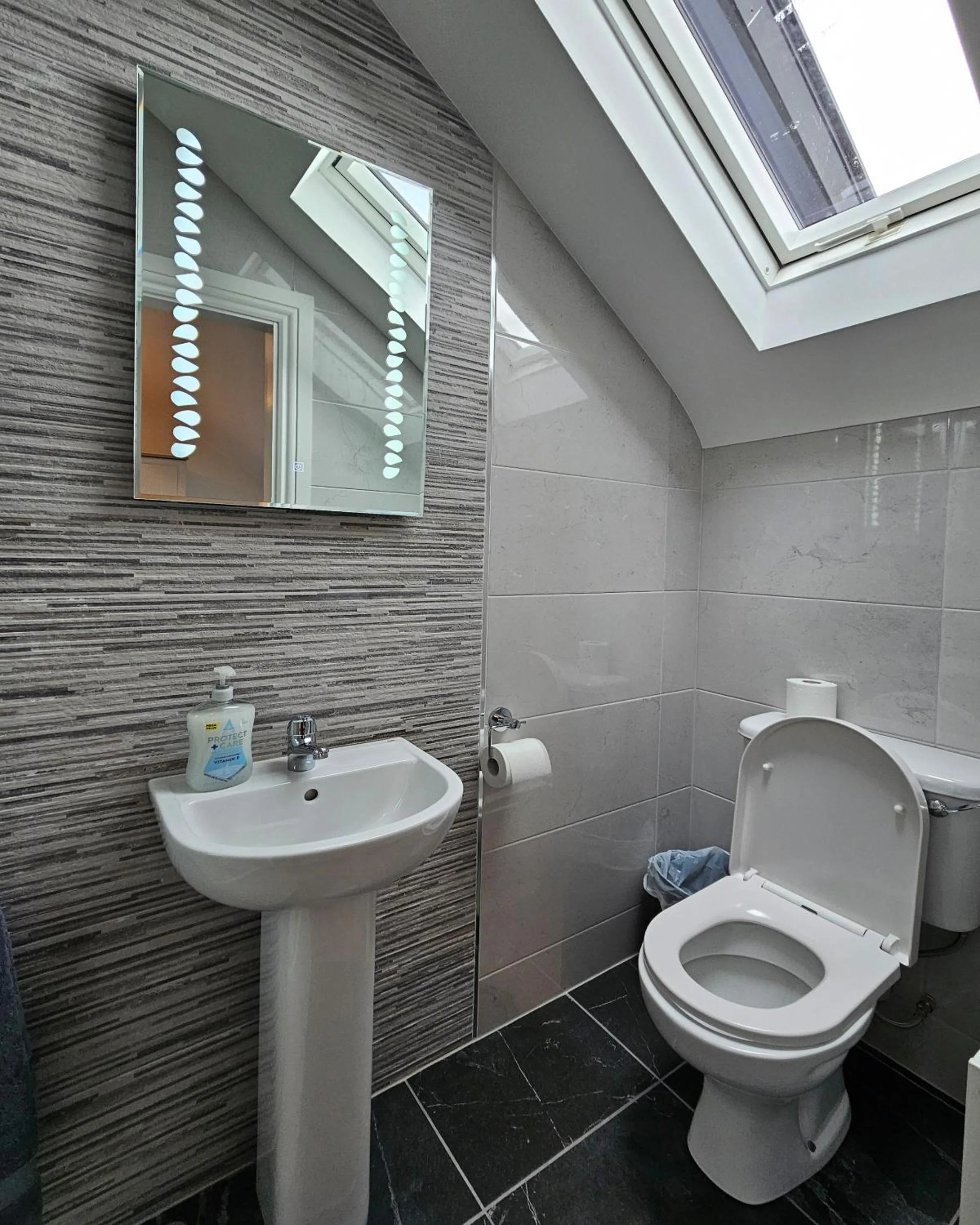 Bathroom in Dromod suites