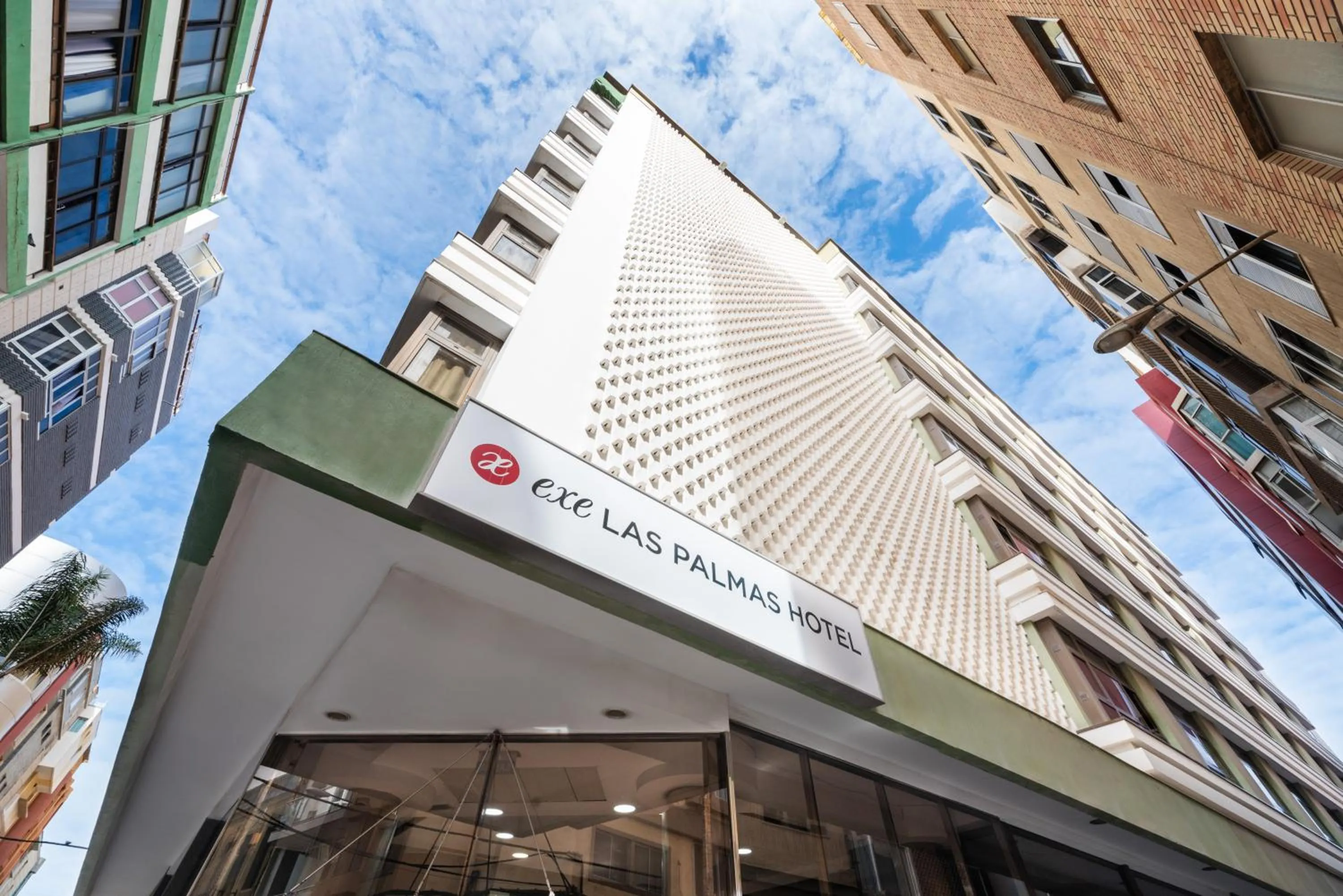 Facade/entrance in Exe Las Palmas