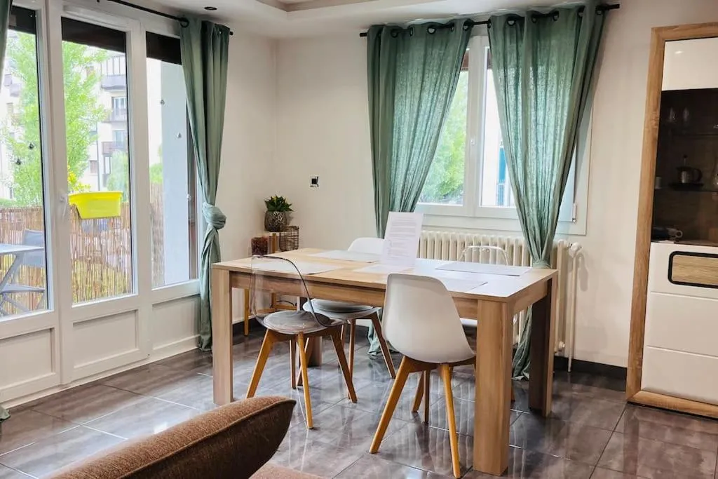 Appartement Proche centre ville avec Parking Gratuit