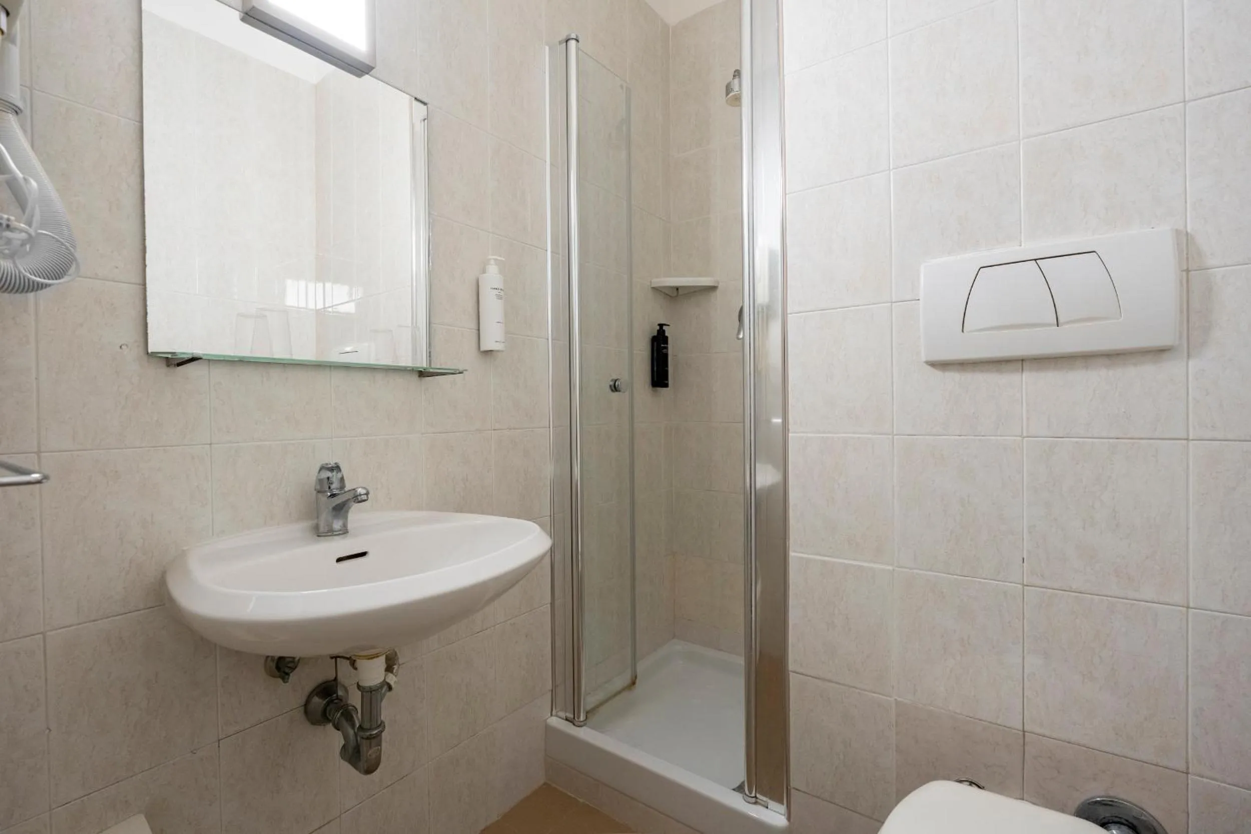 Shower in Casa per Ferie Santa Maria alle Fornaci