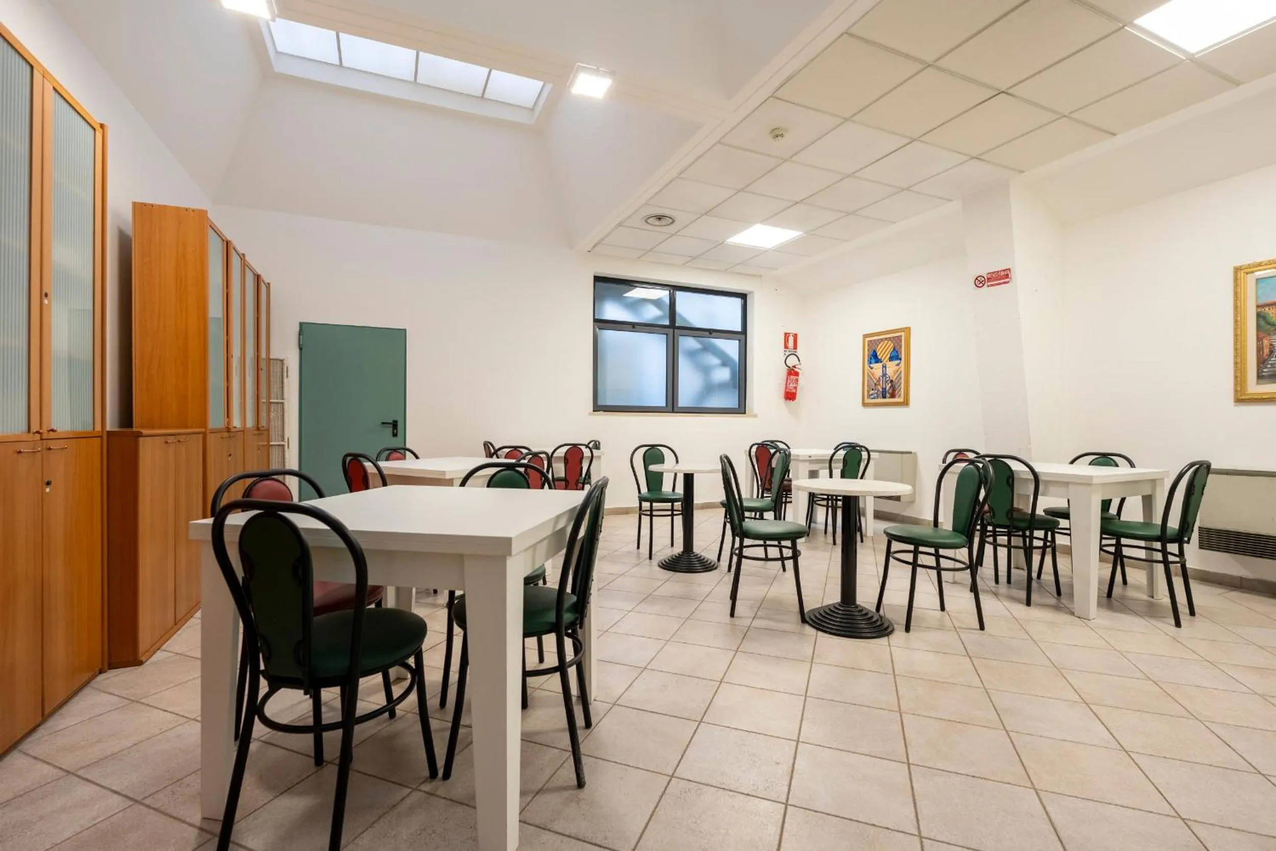 Communal lounge/ TV room in Casa per Ferie Santa Maria alle Fornaci