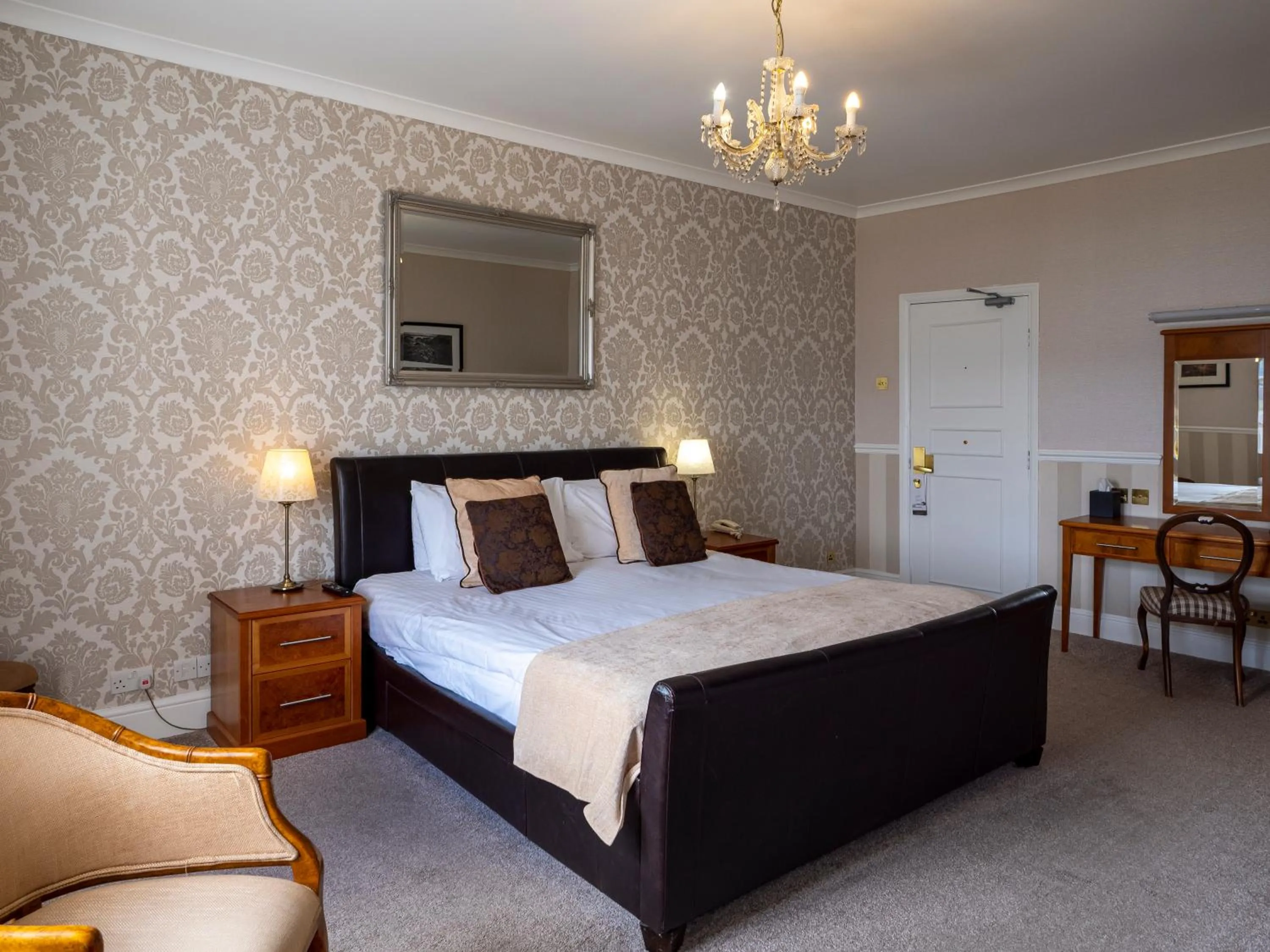 Bedroom, Bed in The Bulkeley Hotel