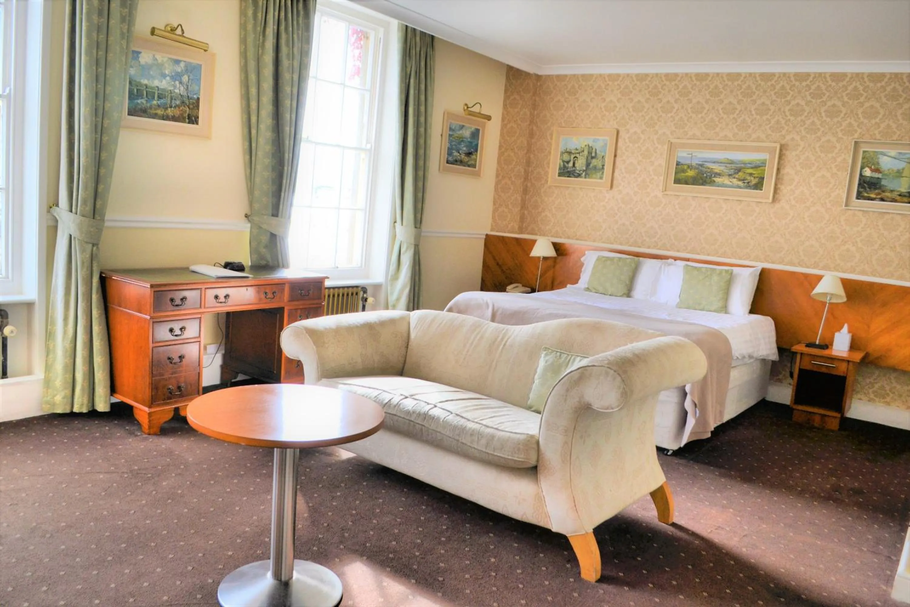 Bedroom, Bed in The Bulkeley Hotel