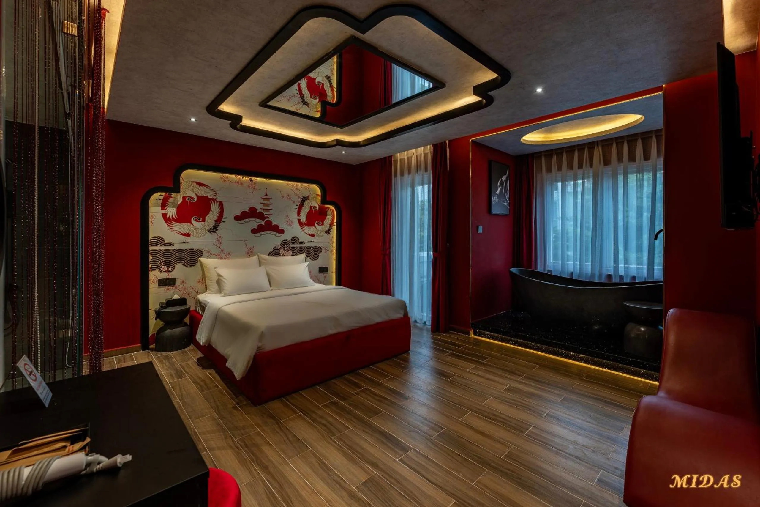 Photo of the whole room, Bed in Midas Hotel 2