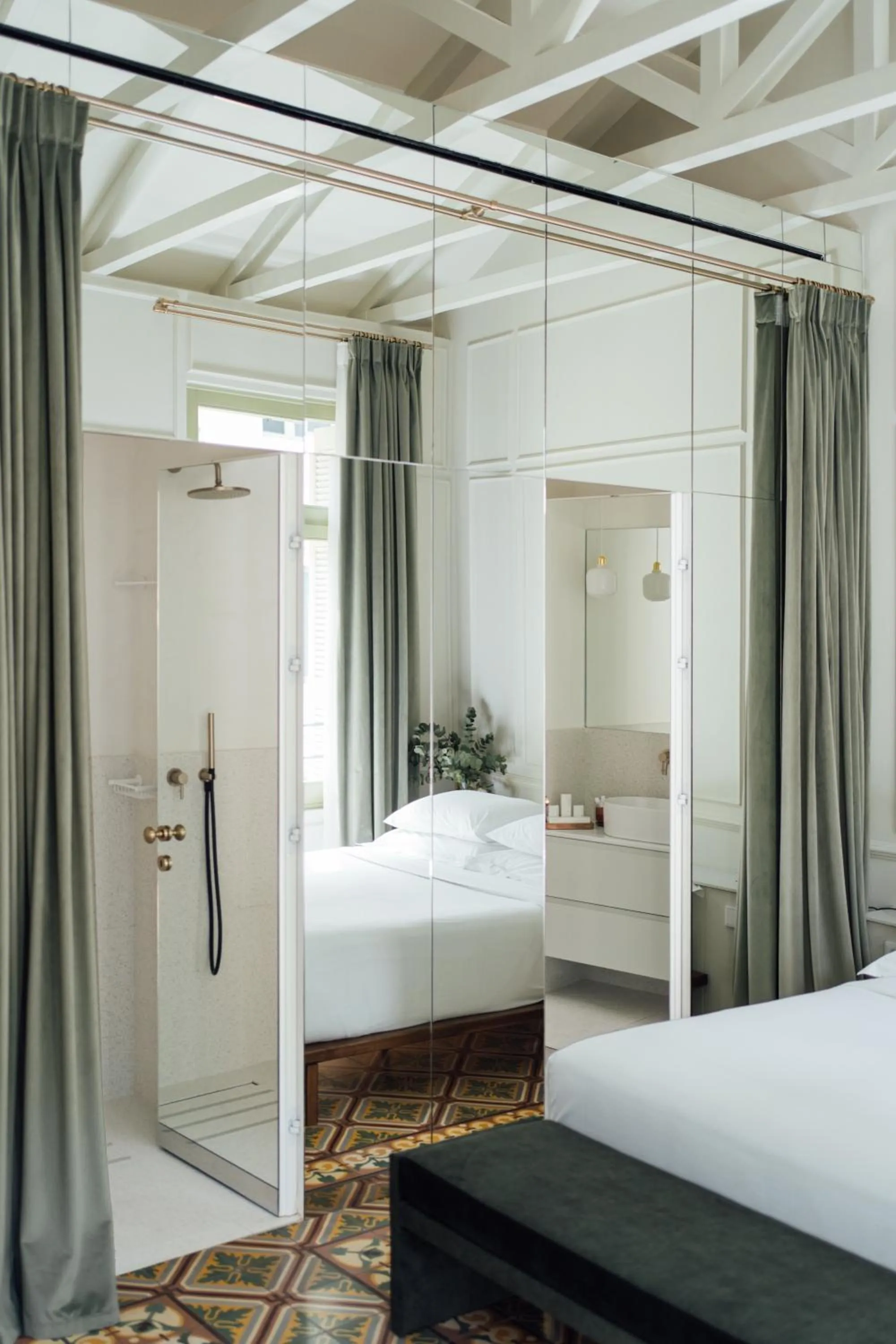 Bathroom, Bed in Nosteo