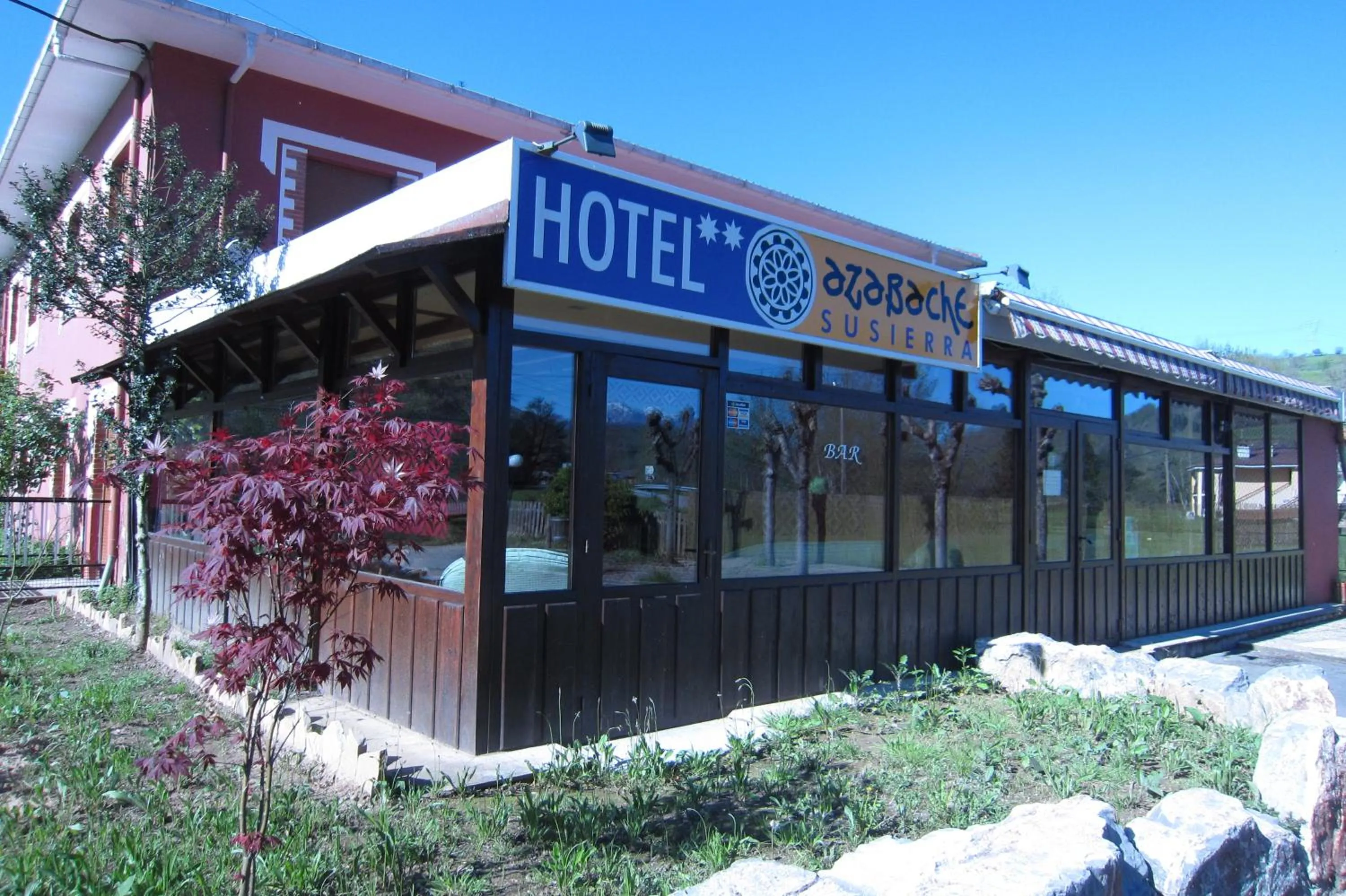 Property building in Hotel Azabache Susierra