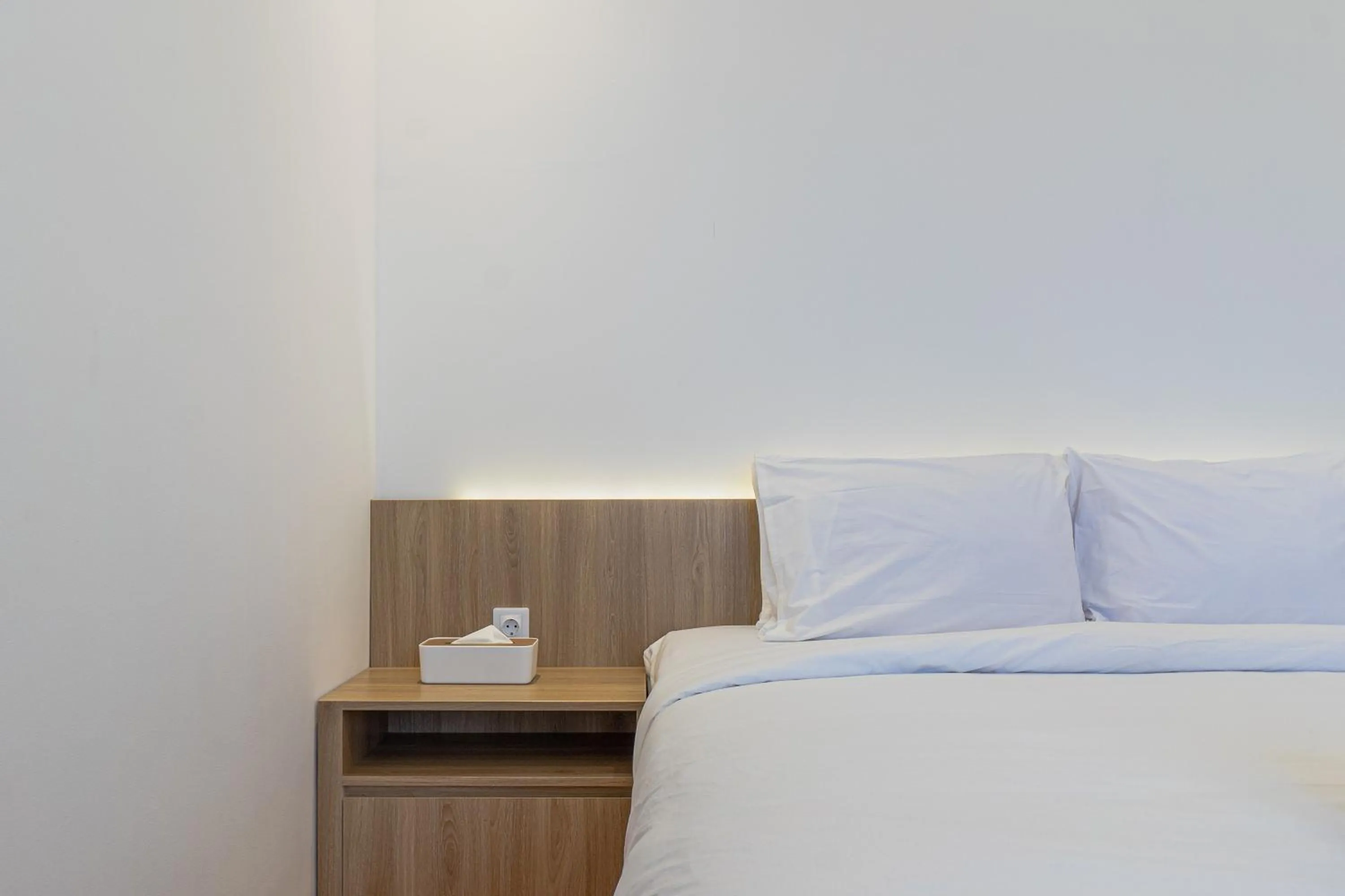 Bedroom, Bed in Cypress Villa