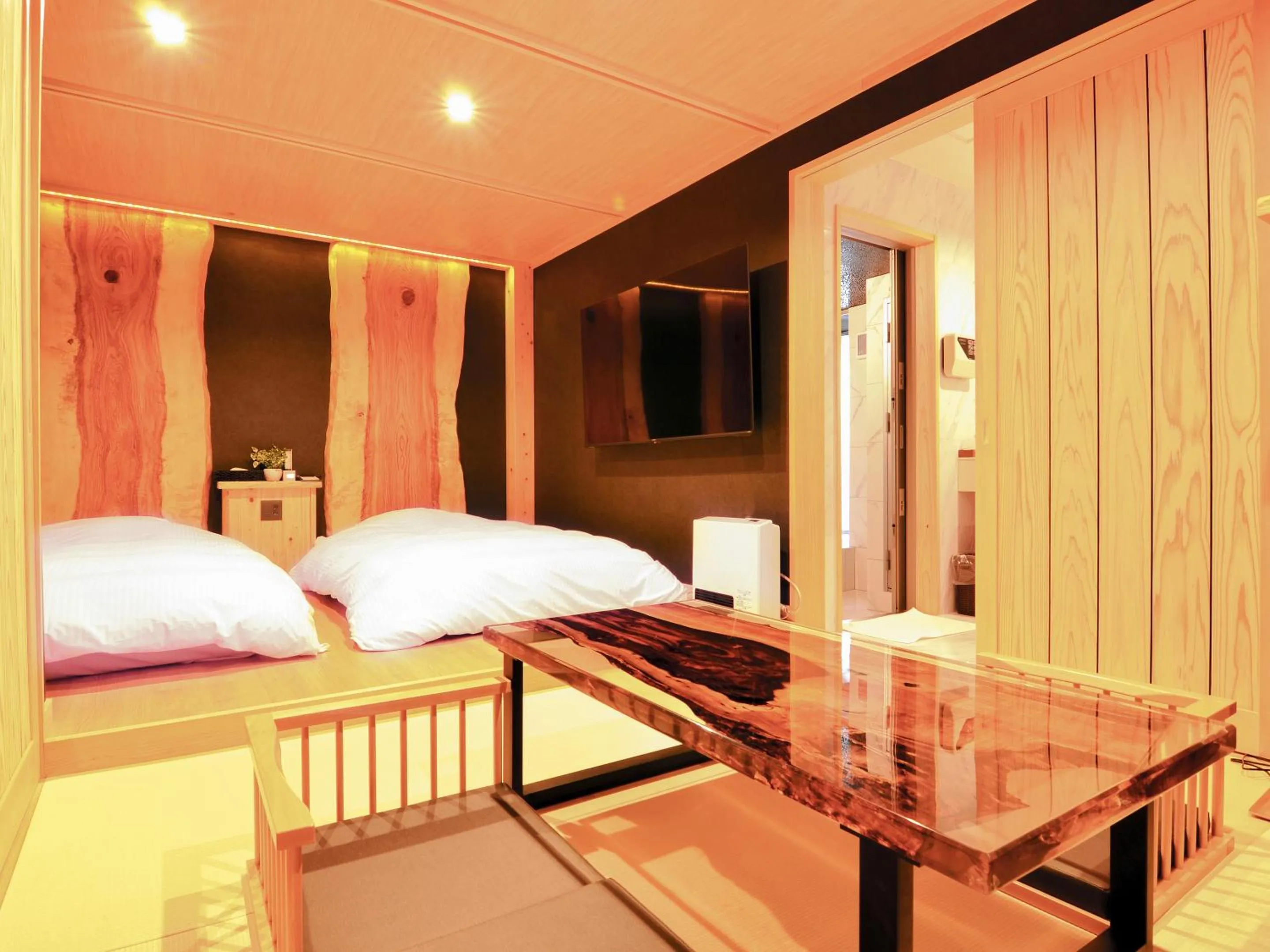 Living room, Bed in Totonoinoyado Shuntouan