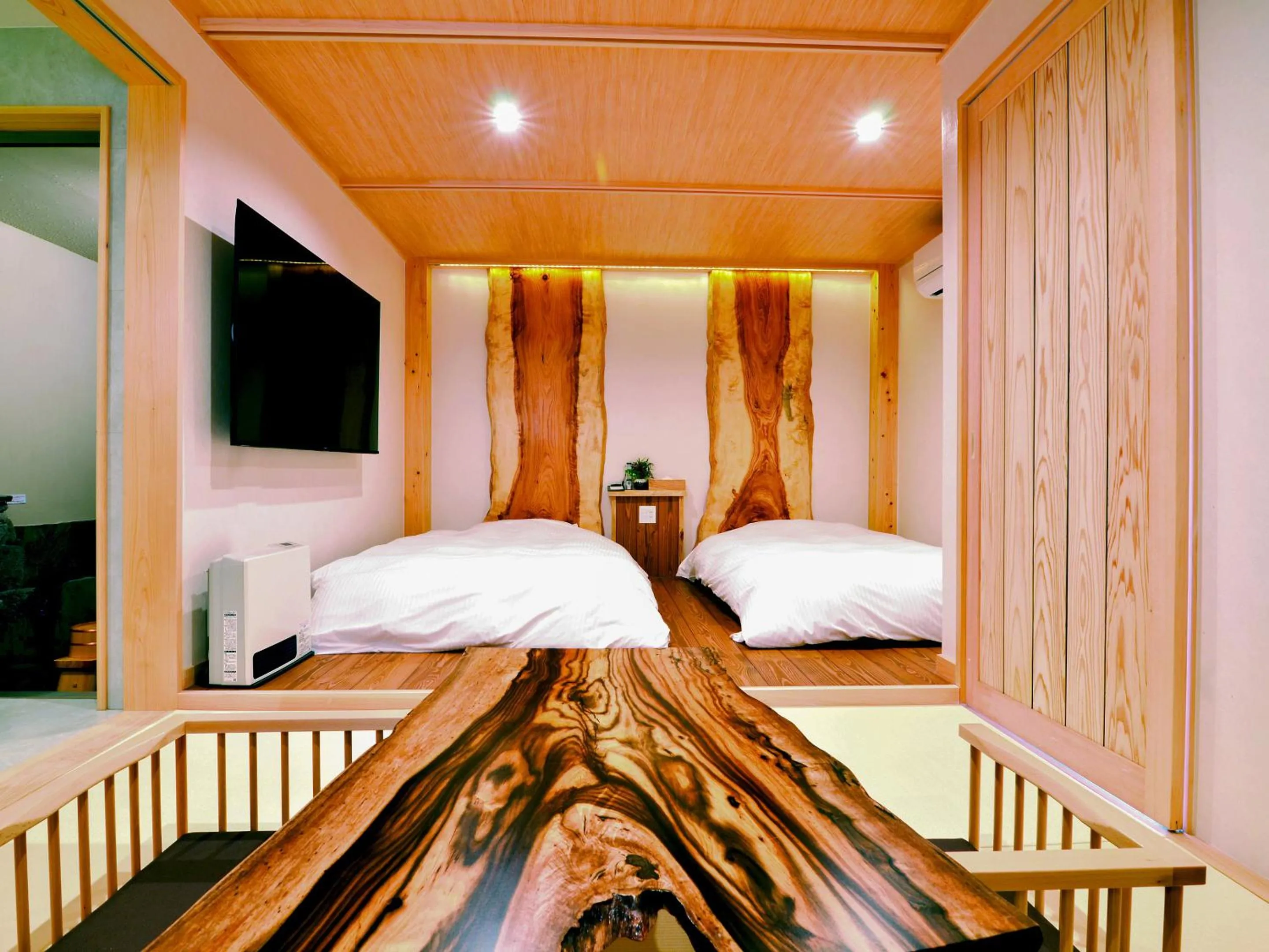 Living room, Bed in Totonoinoyado Shuntouan