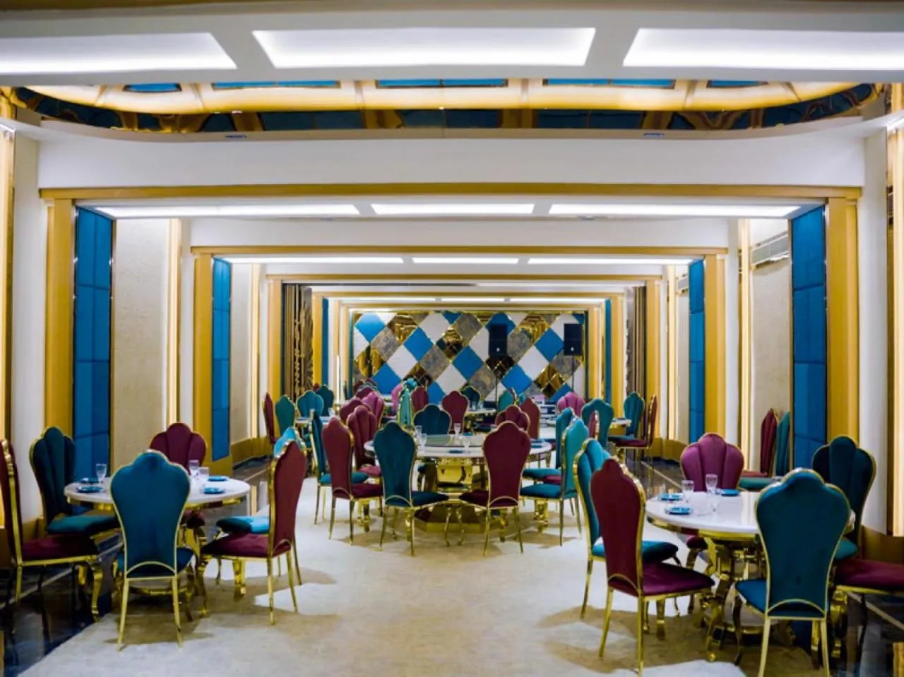 Banquet/Function facilities in The Signet Royale Bathinda PB