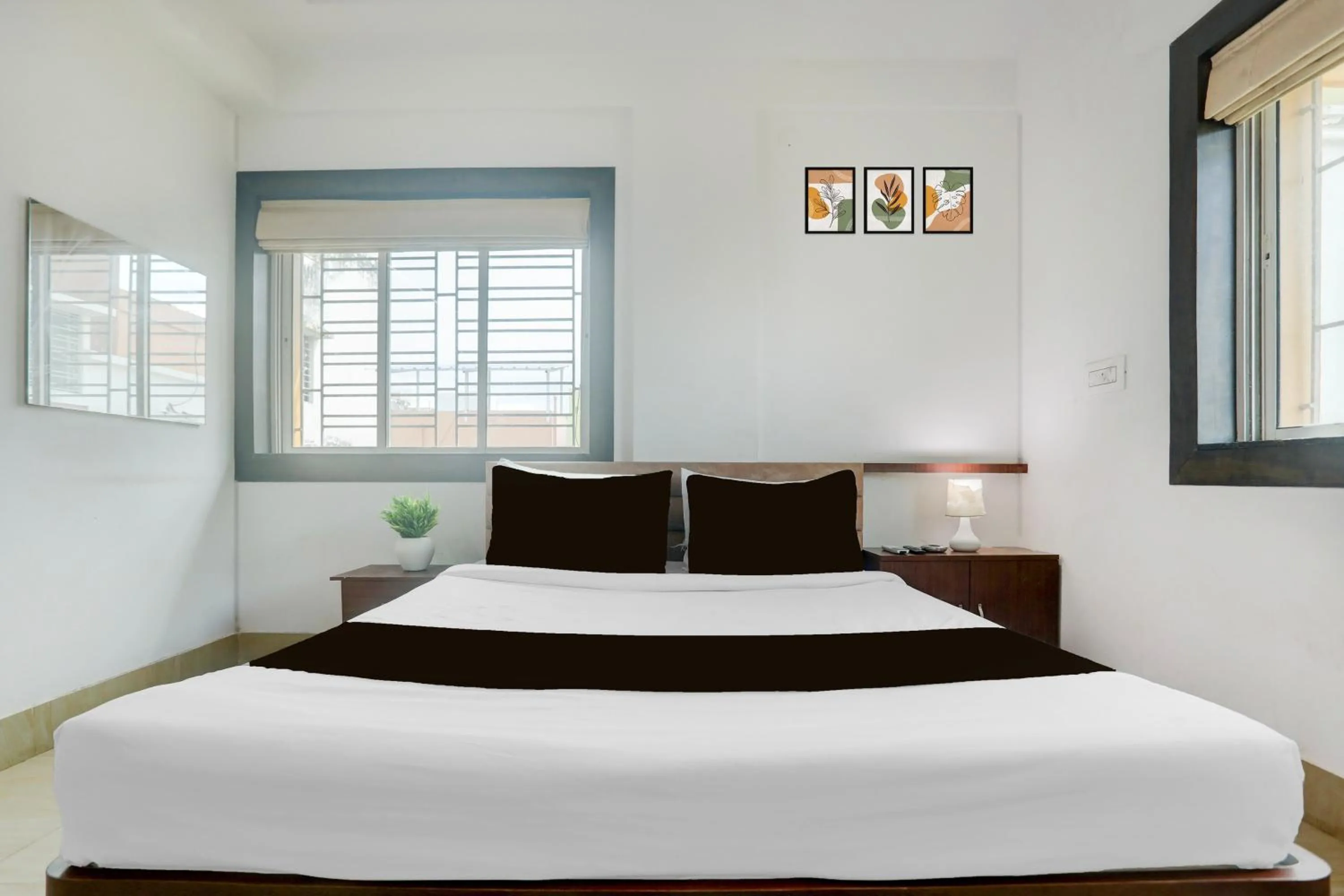 Bedroom, Bed in Super Collection O Biswa Bangla Kolkata Formerly Dream Palace
