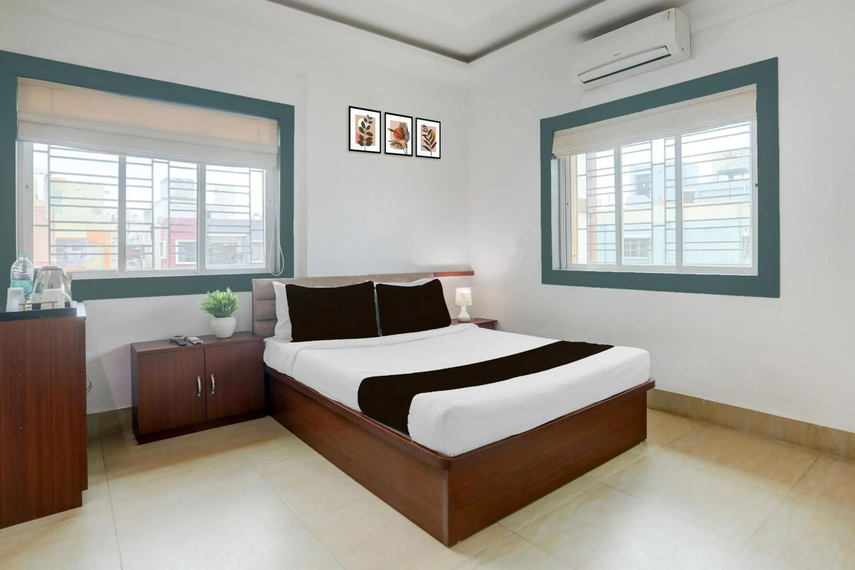 Bedroom, Bed in Super Collection O Biswa Bangla Kolkata Formerly Dream Palace