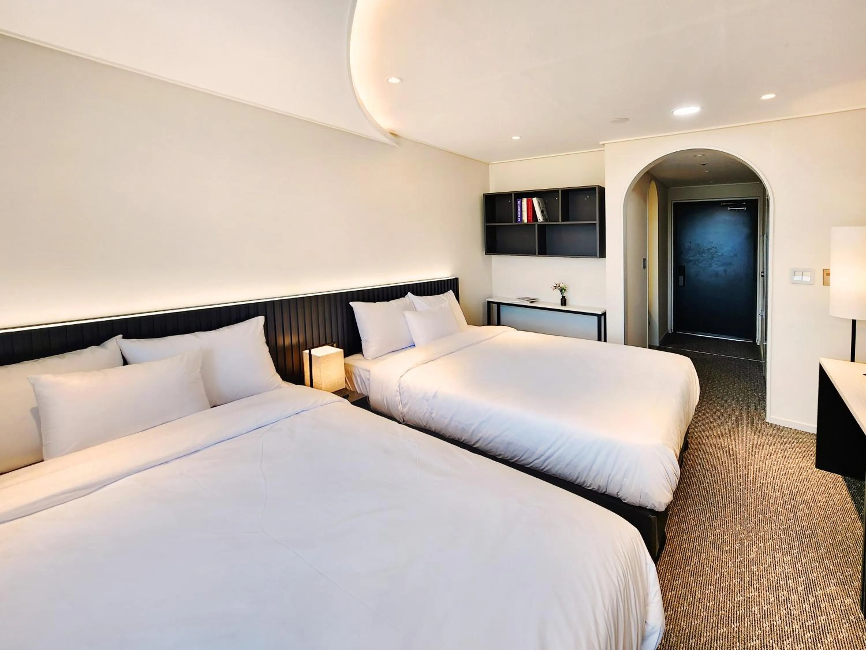 Bed in SOTA SUITE Yangyang Granbay