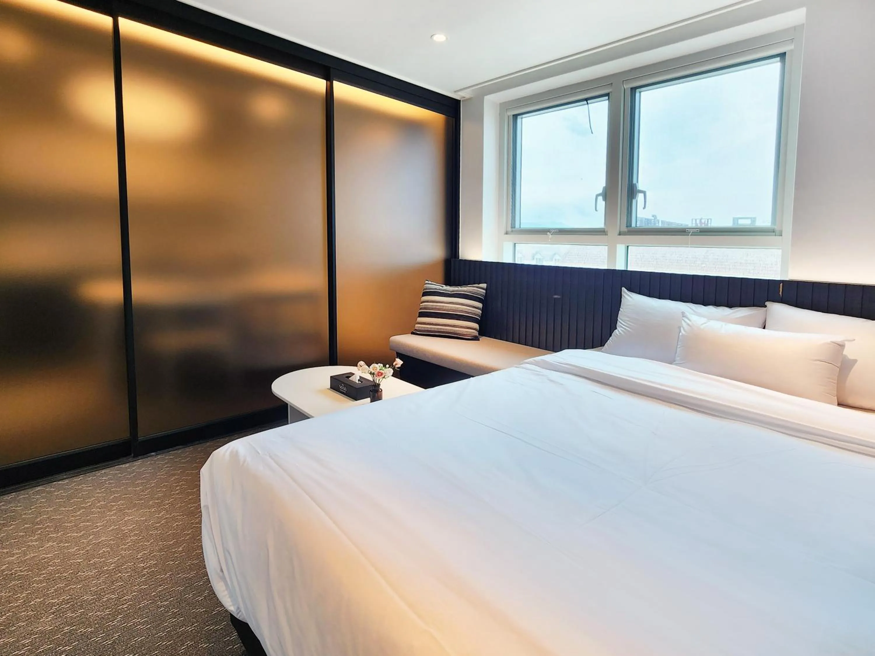 Bed in SOTA SUITE Yangyang Granbay