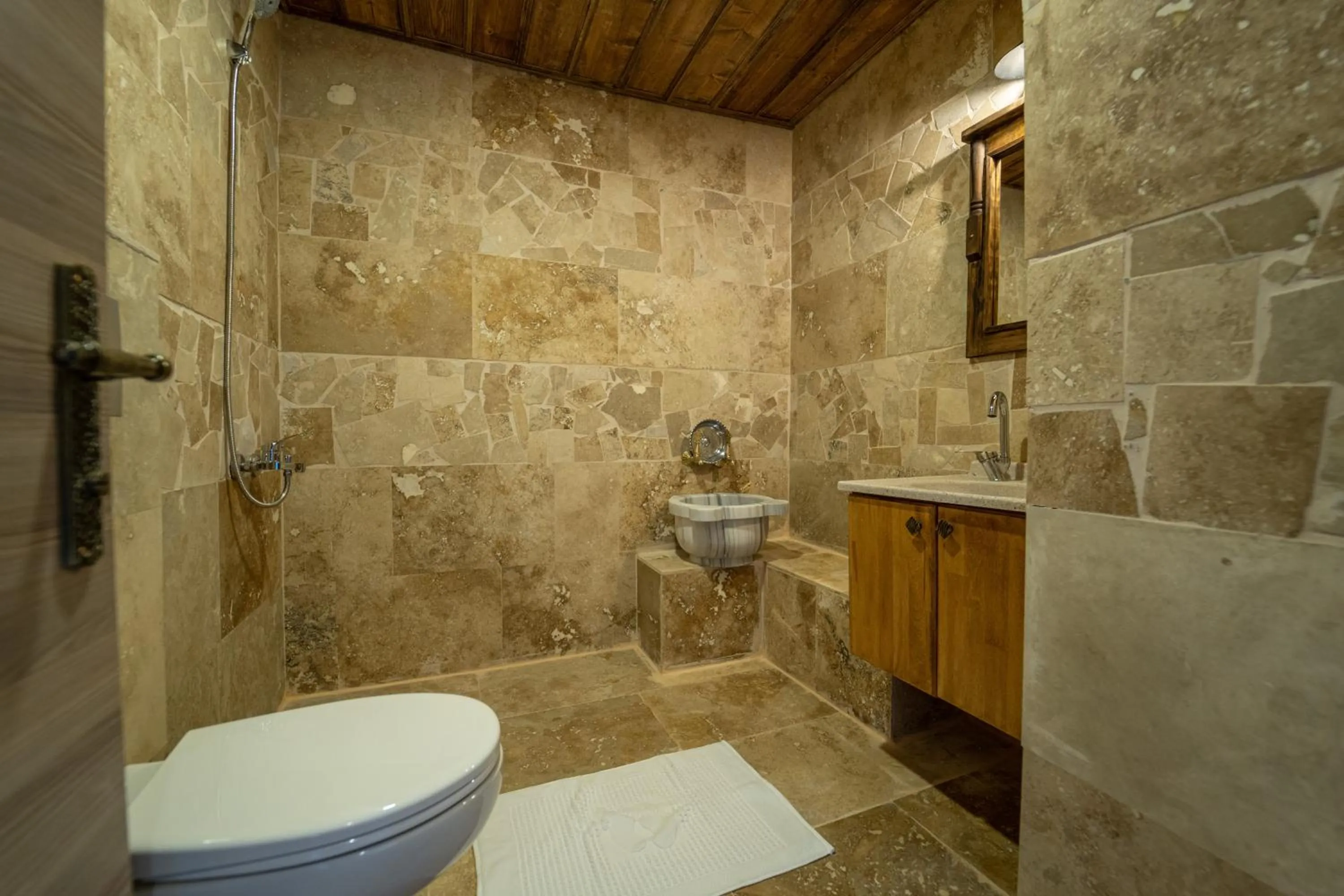 Toilet in Muse Cappadocia