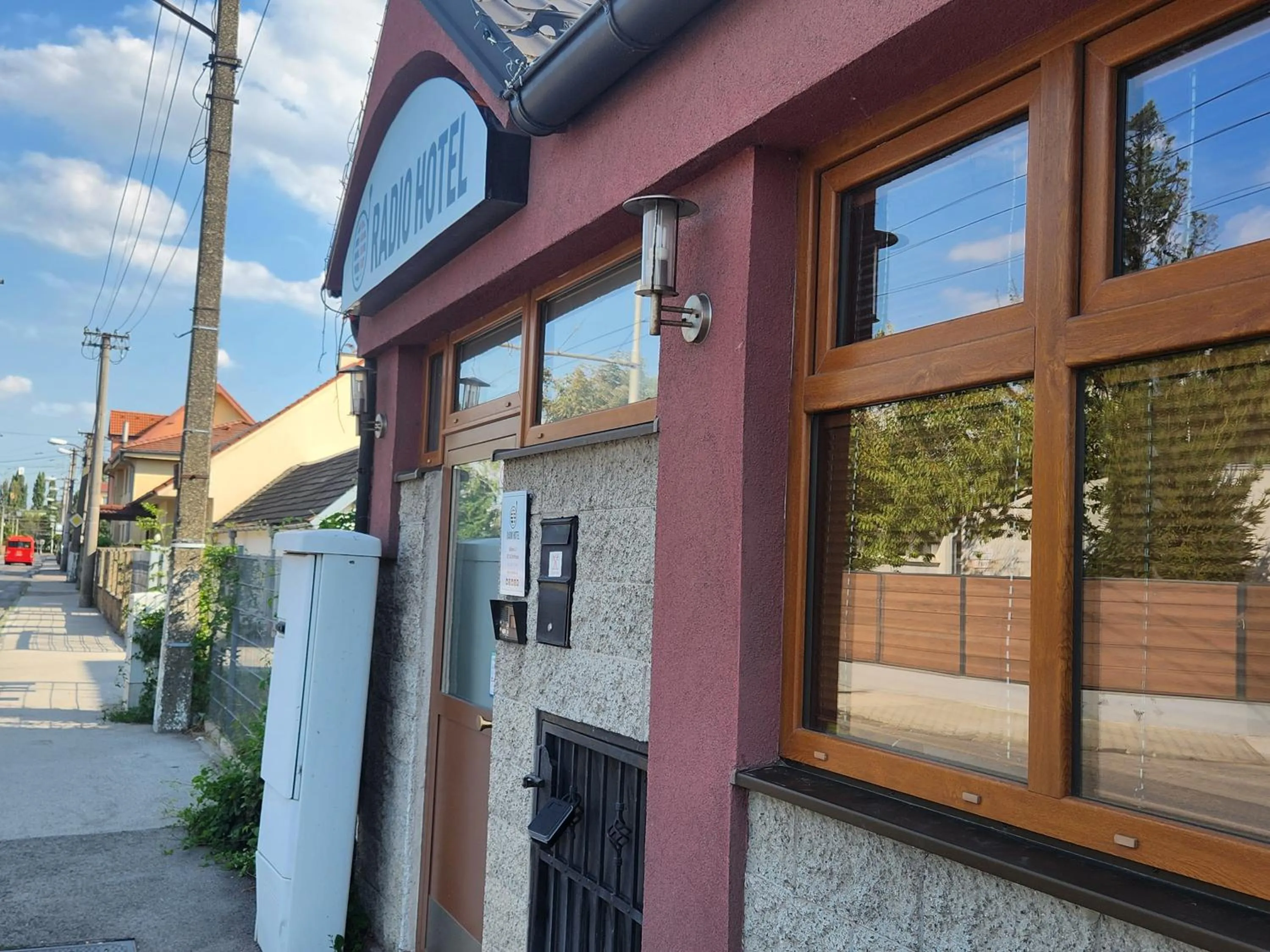 Radio Hotel Bratislava