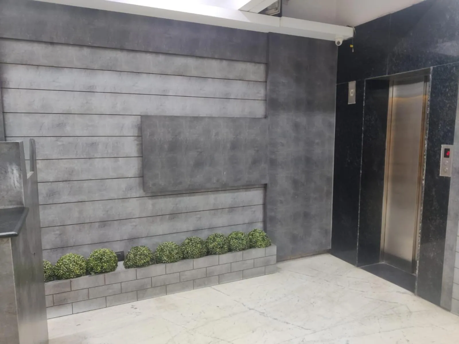 Mansarover Hotel & Banquets