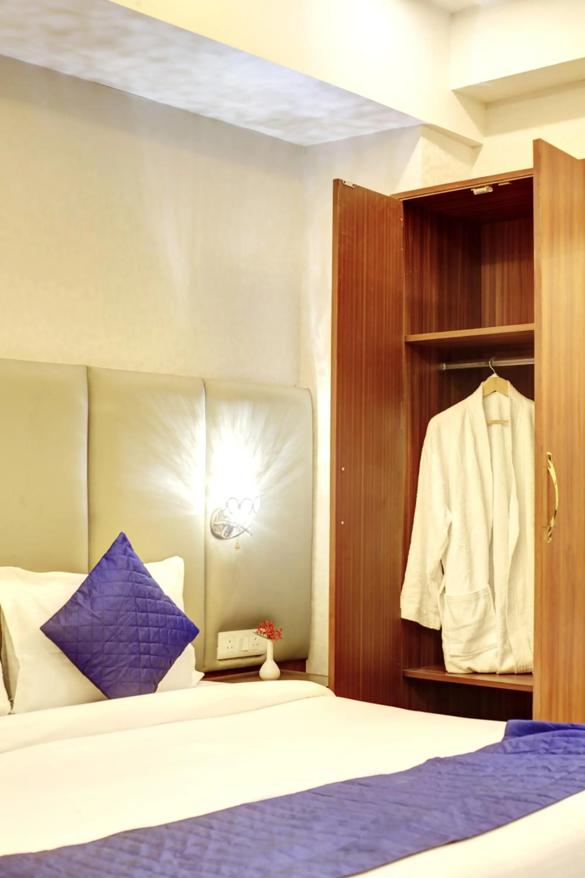 Photo of the whole room in Marks Hotel & Banquet