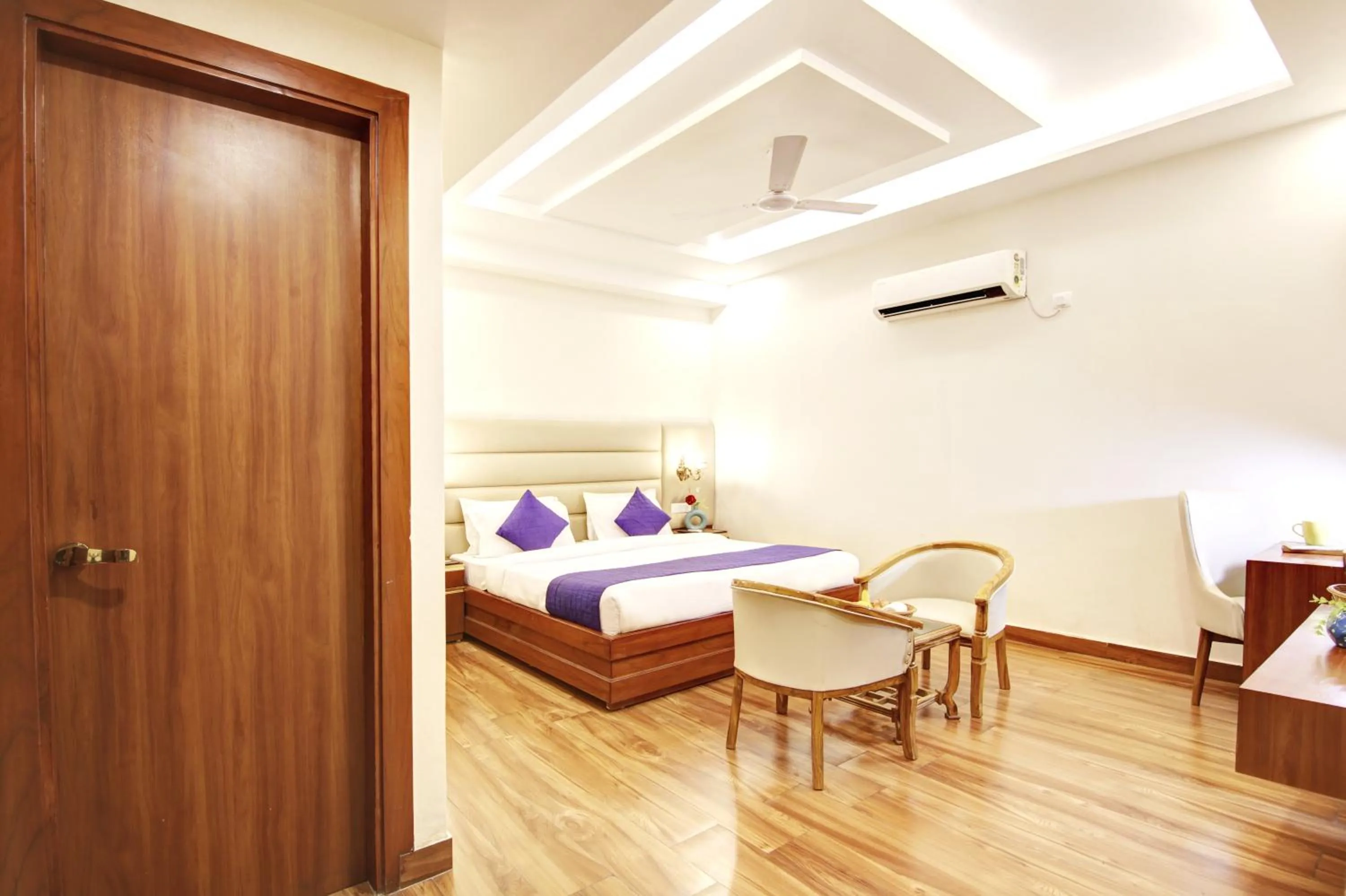 Marks Hotel & Banquet