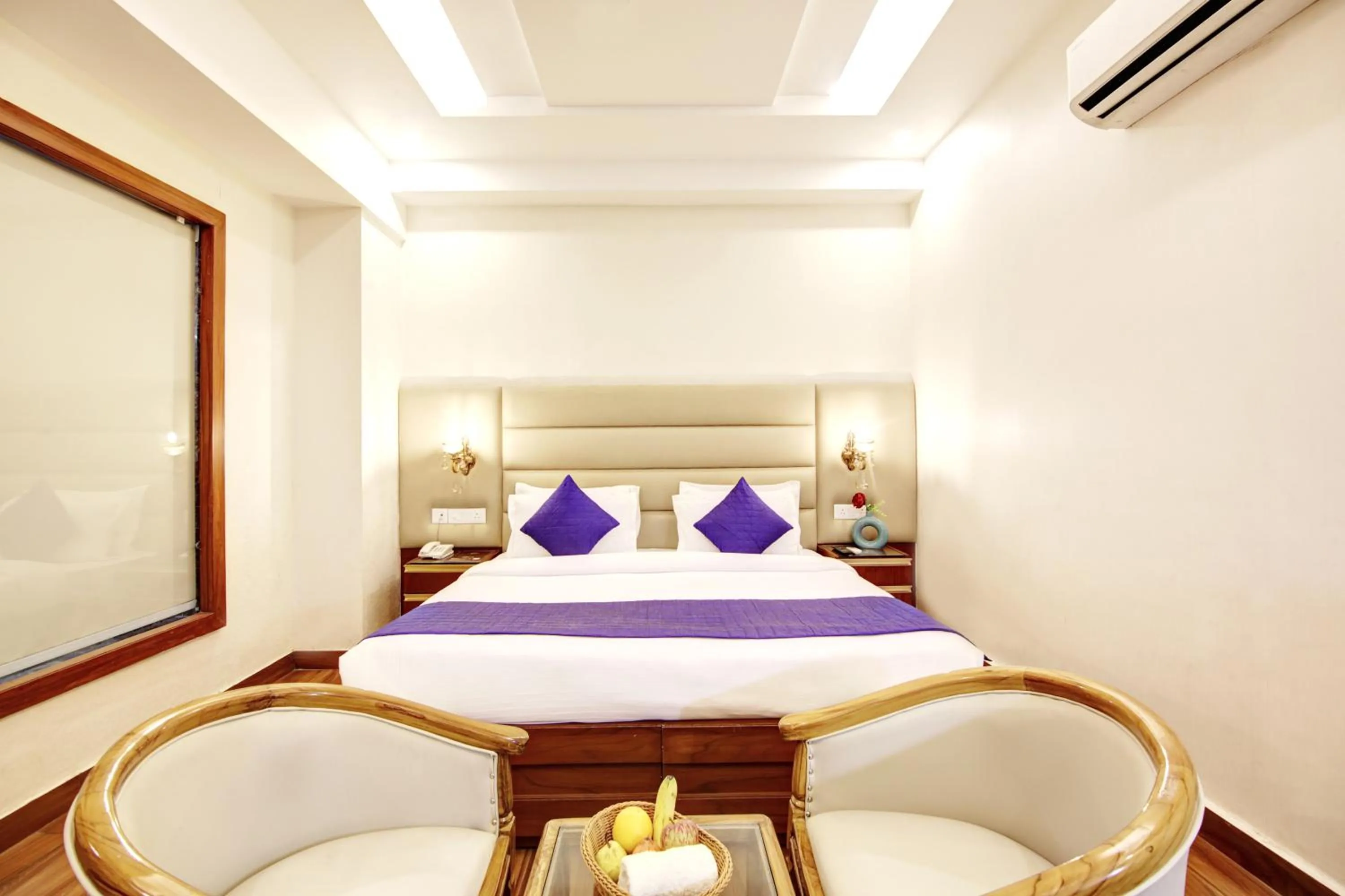 Marks Hotel & Banquet