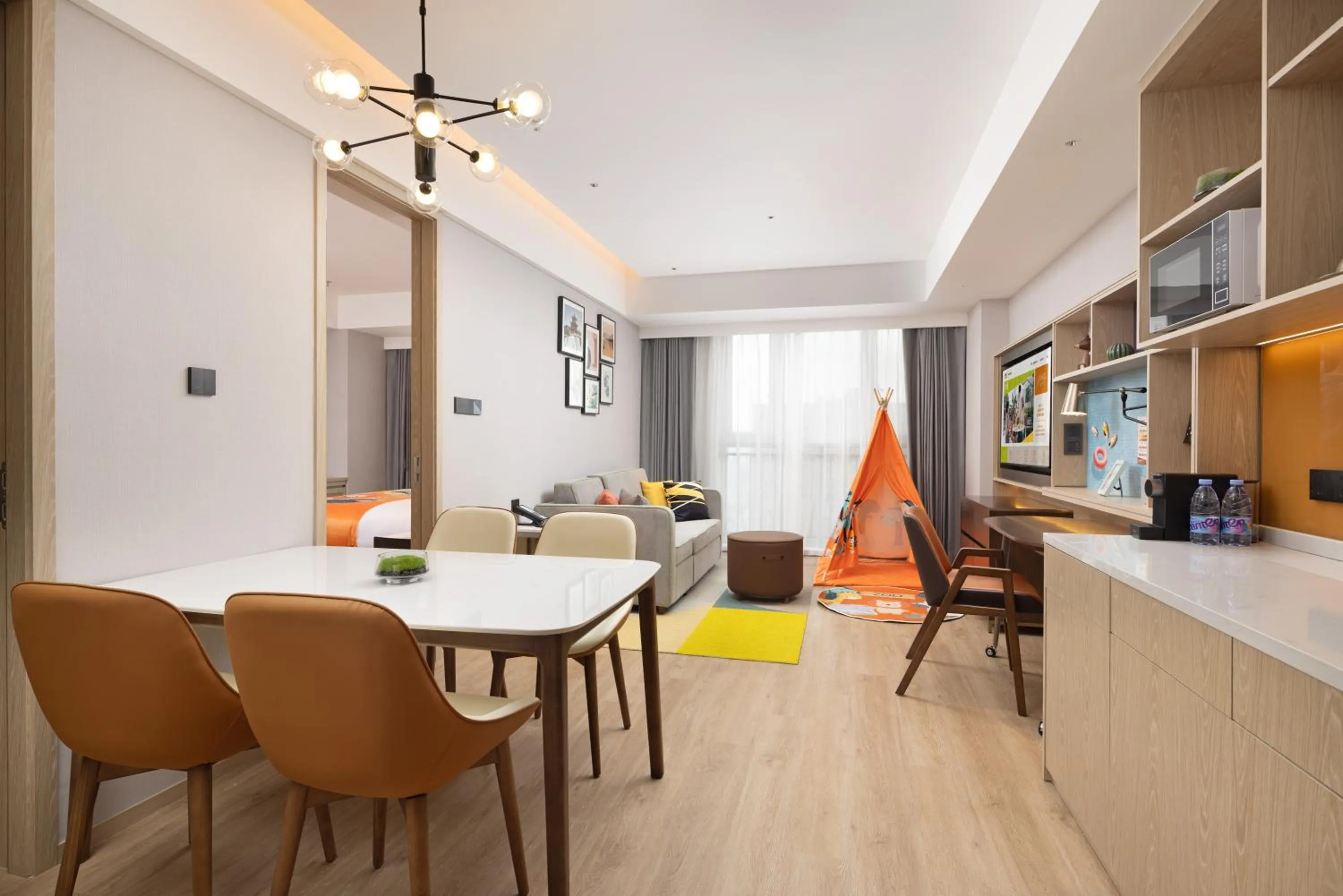 children in Home2 Suite by Hilton Guiyang Nanming Jiaxiu