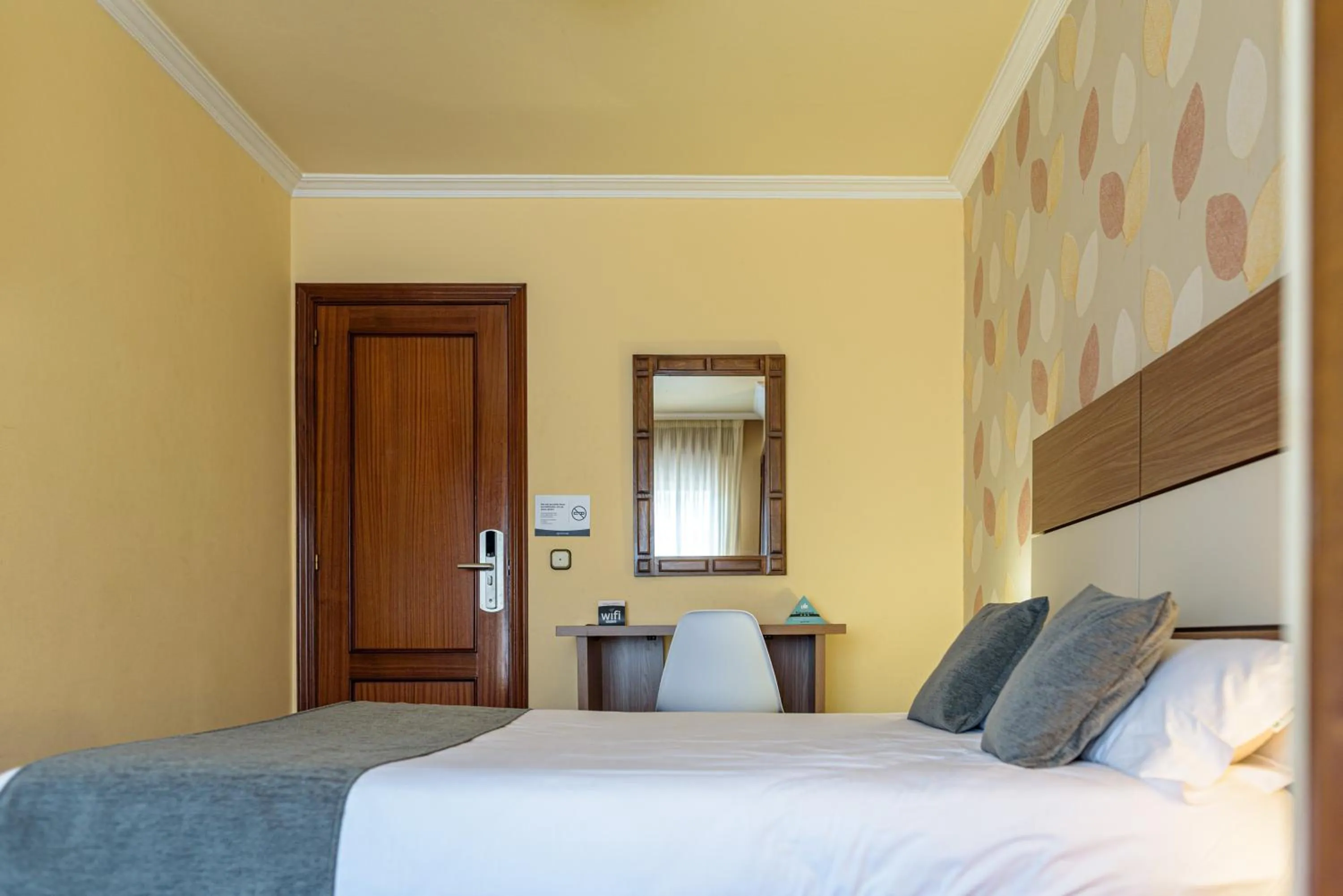 Bed in Hotel City Express Comercio