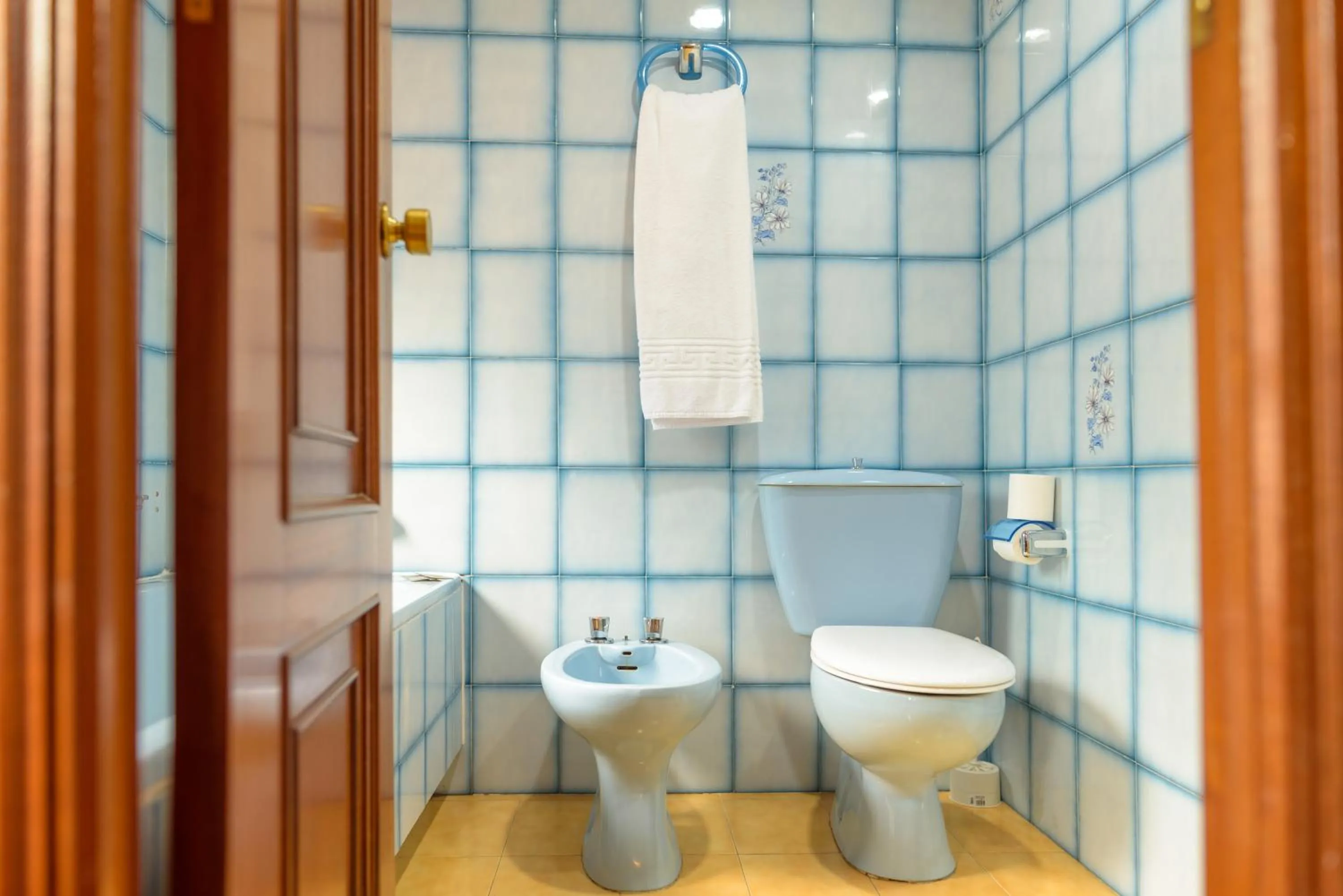 Bathroom in Hotel City Express Comercio