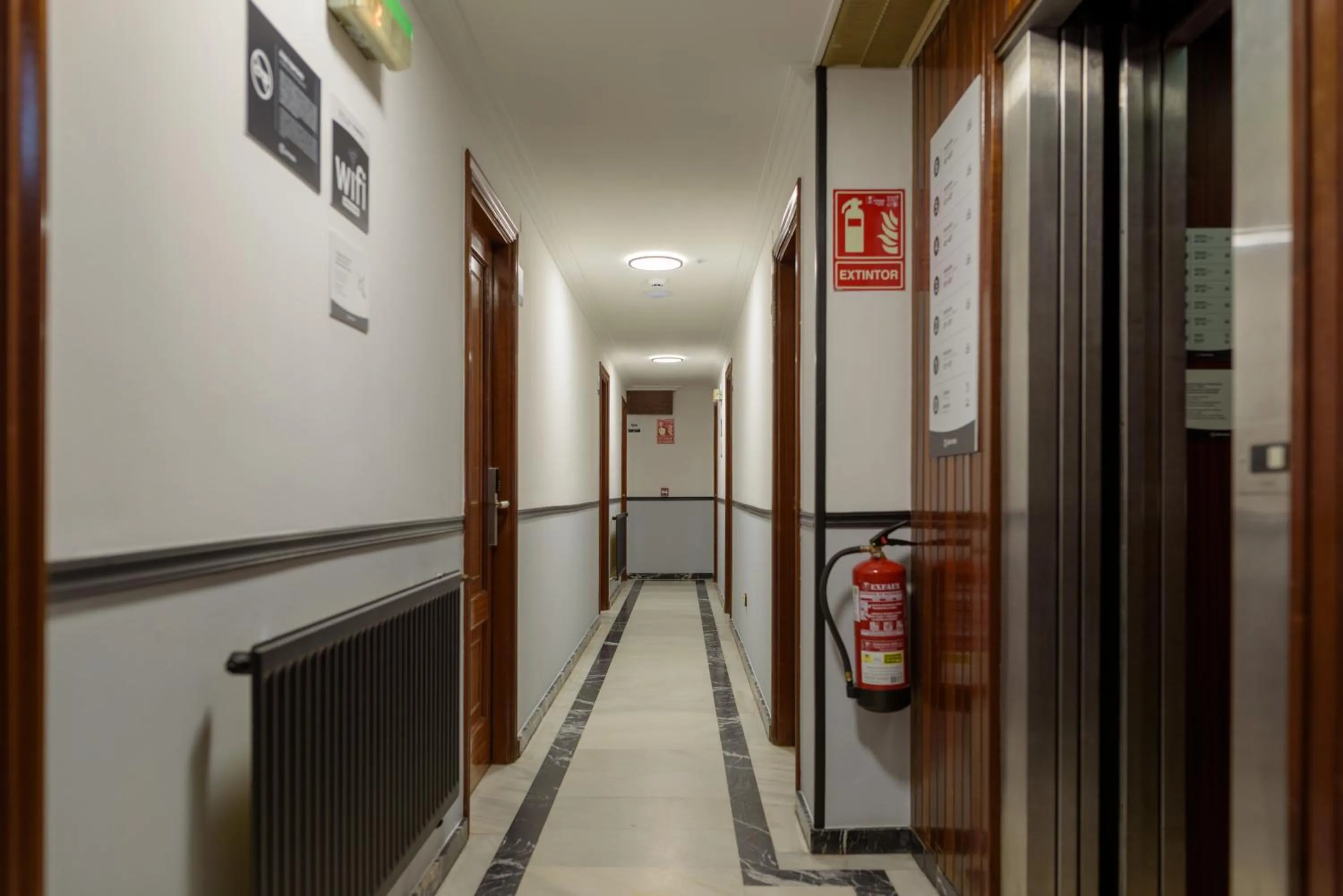 Hotel City Express Comercio