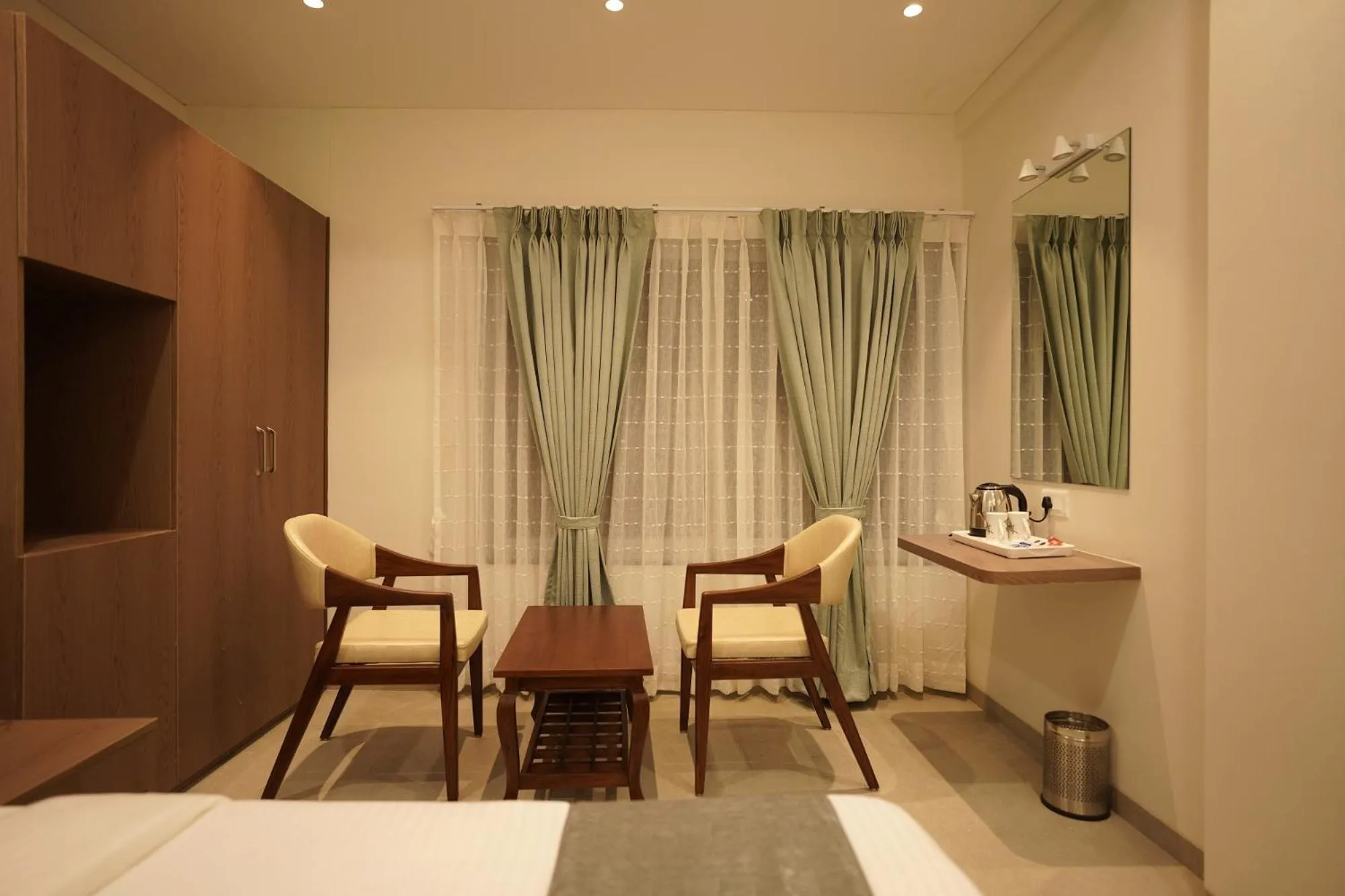 Bedroom, Bed in A Square Executive Hotel