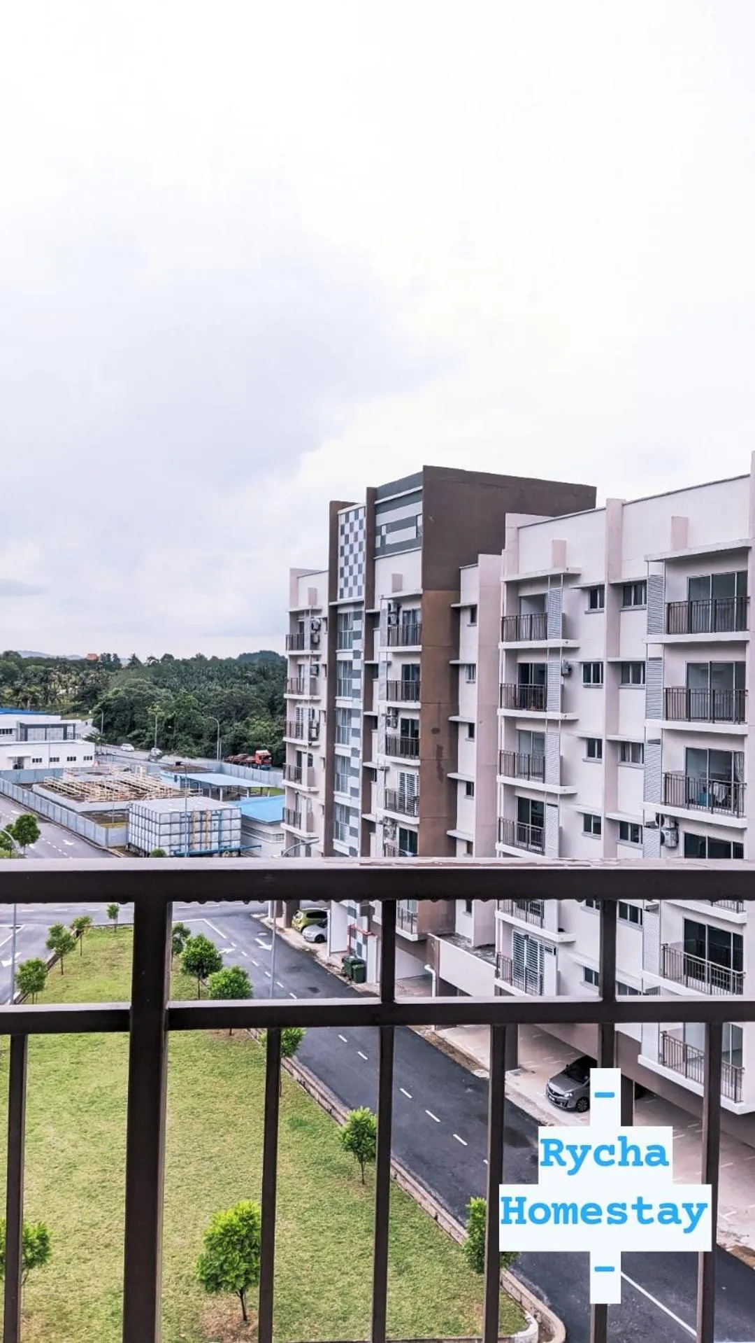 Balcony/Terrace in Rycha Homestay A famosa near Waterpark