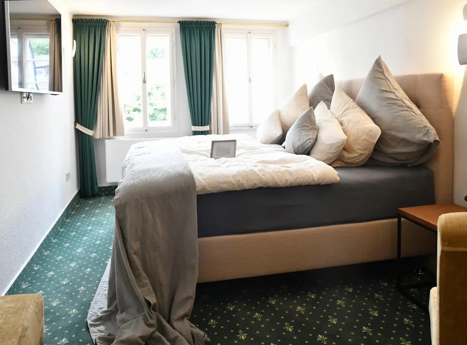 Deluxe Double Room - single occupancy in Hotel zum Löwen Herborn Deluxe Double Room - single occupancy in Hotel zum Löwen Herborn