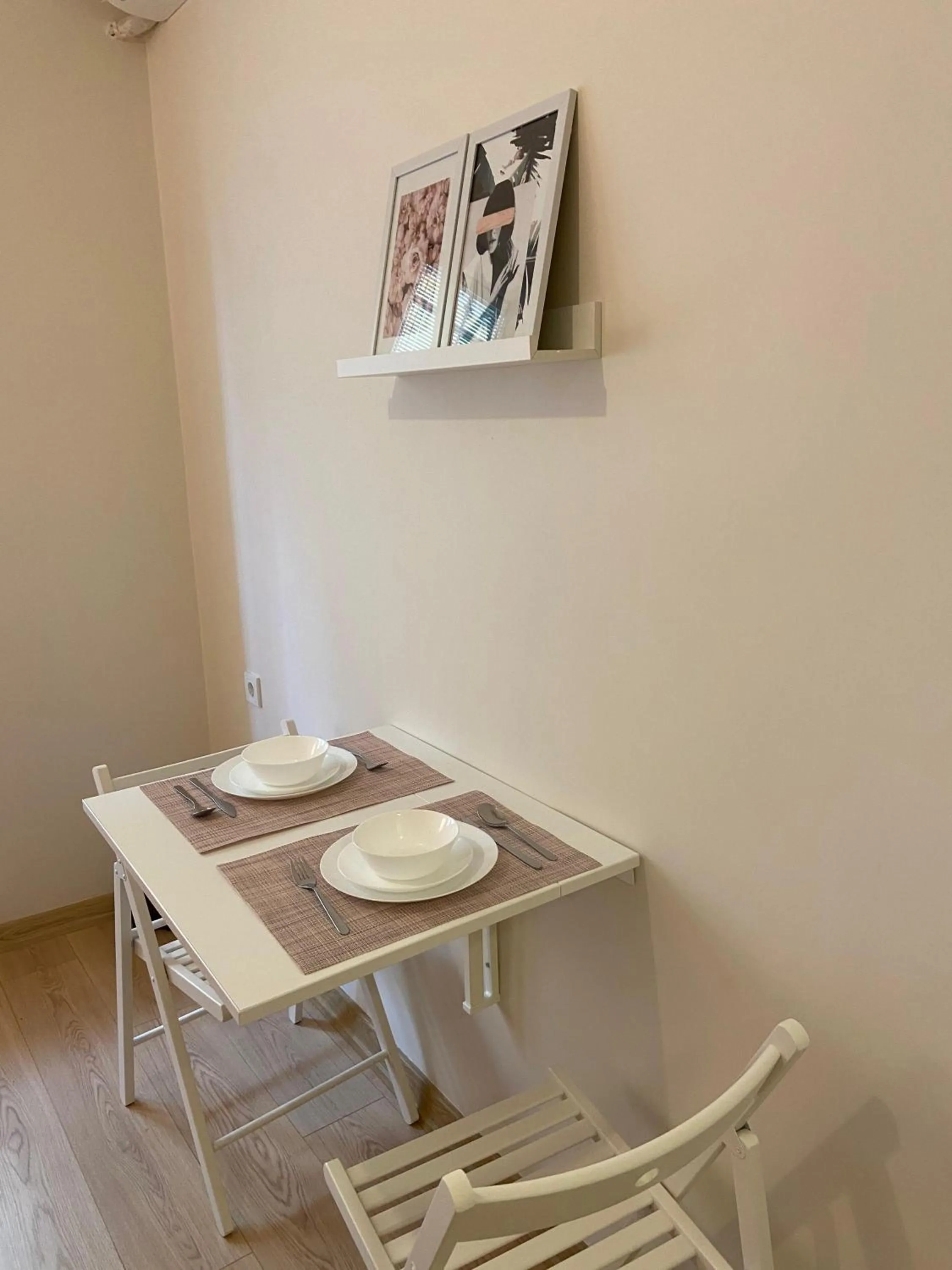 Seating area in Sapphire Suites Taksim