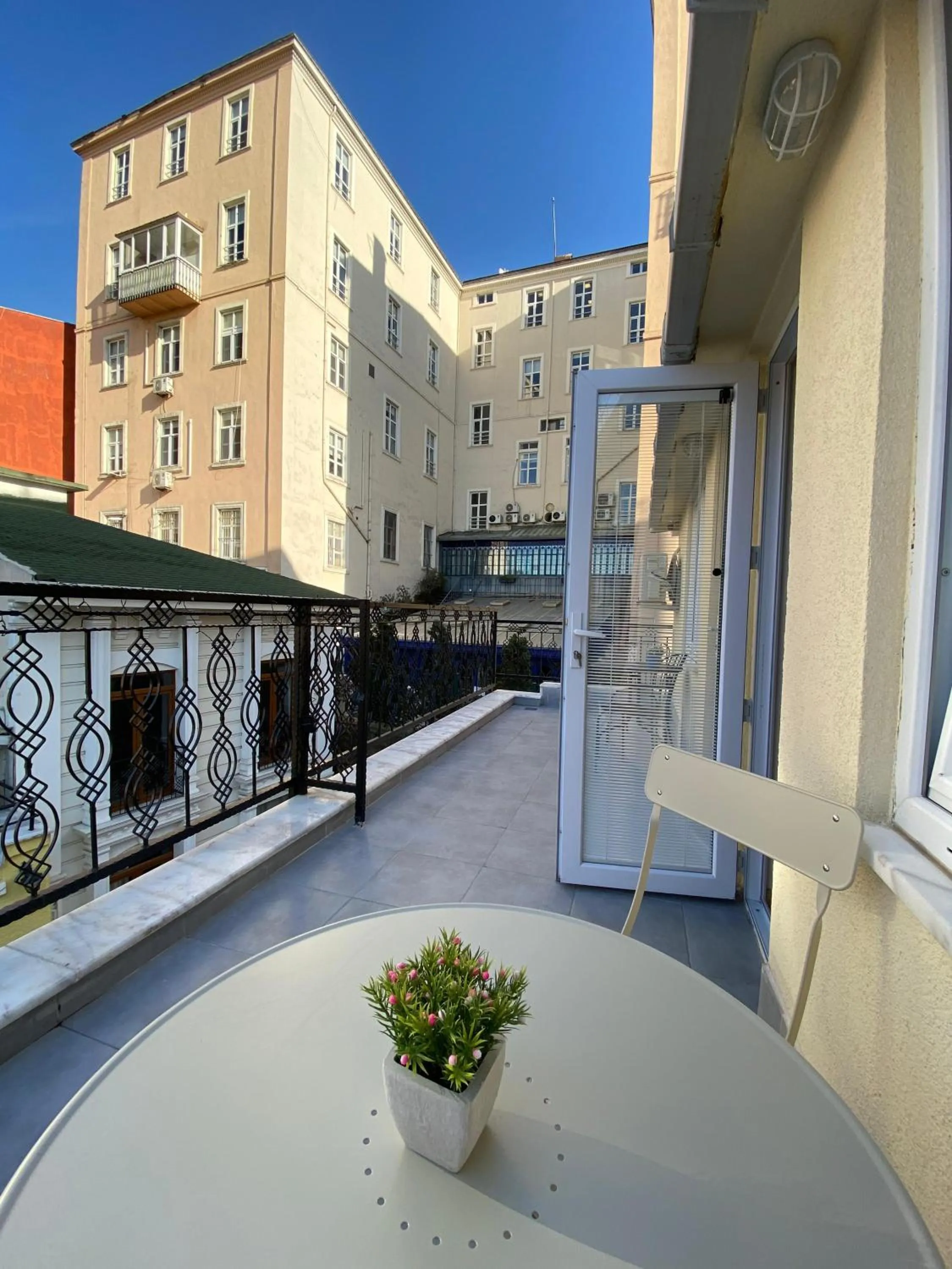 Balcony/Terrace in Sapphire Suites Taksim