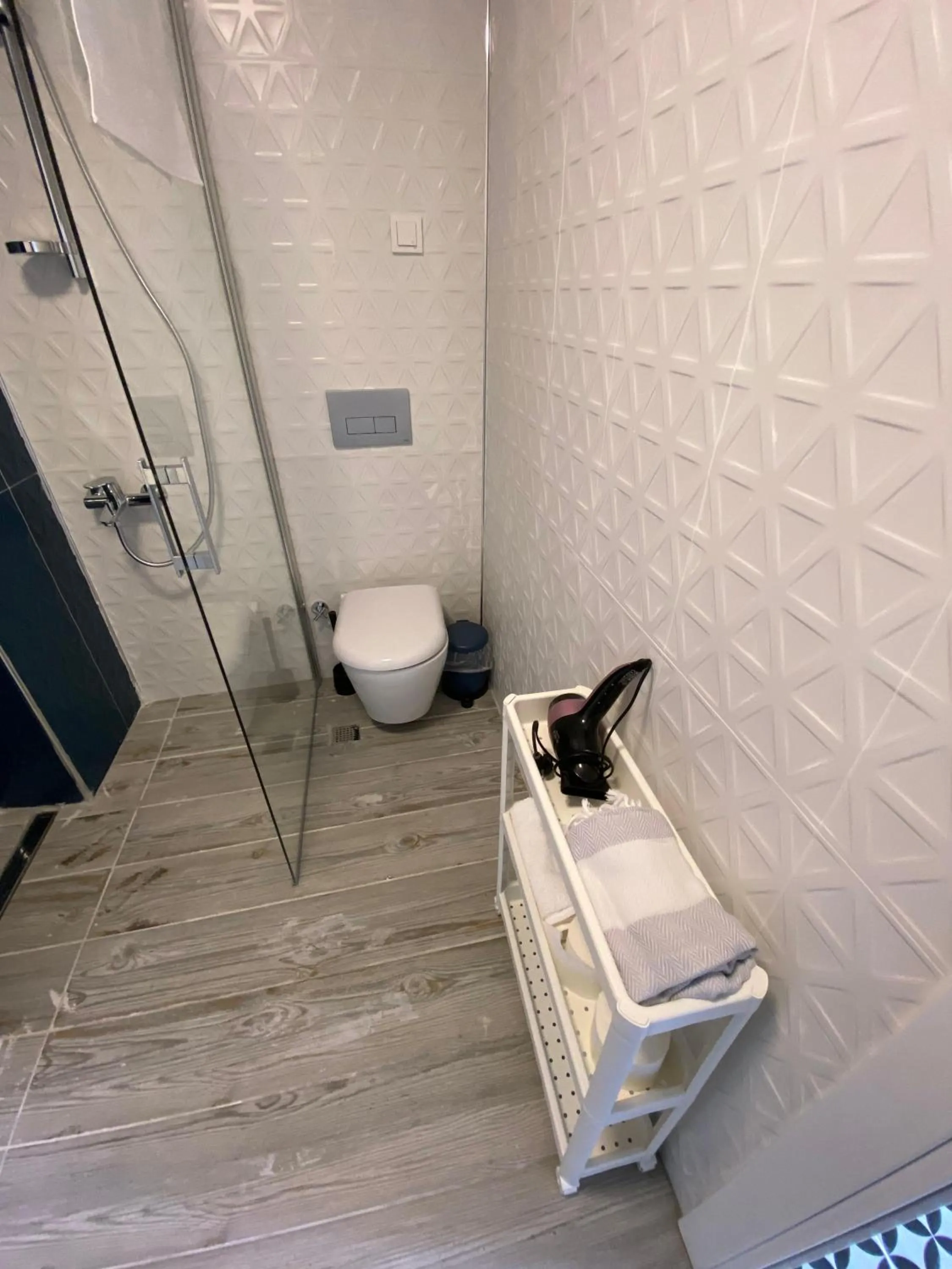 Shower in Sapphire Suites Taksim