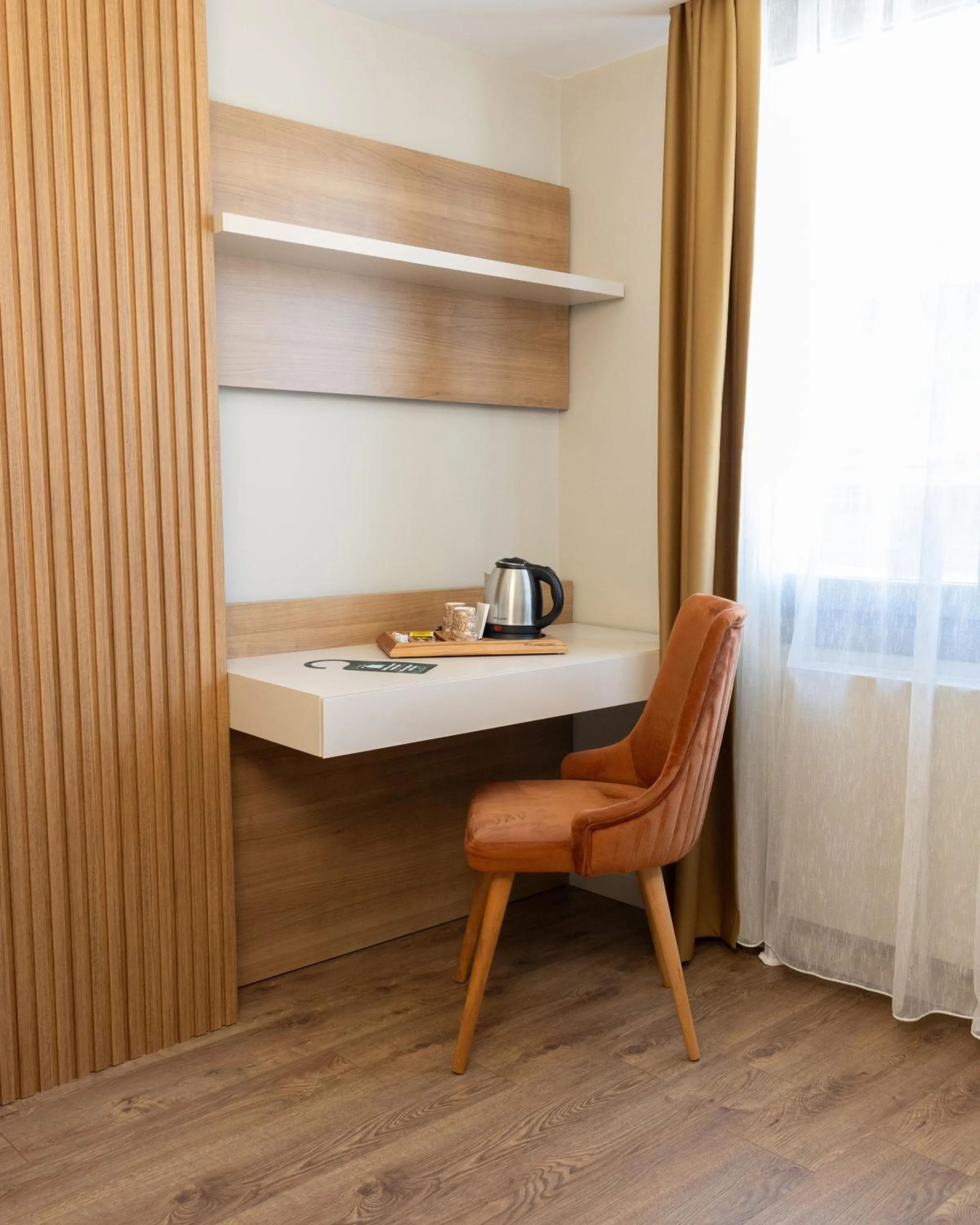 Seating area in Frezya - Exclusively Woman