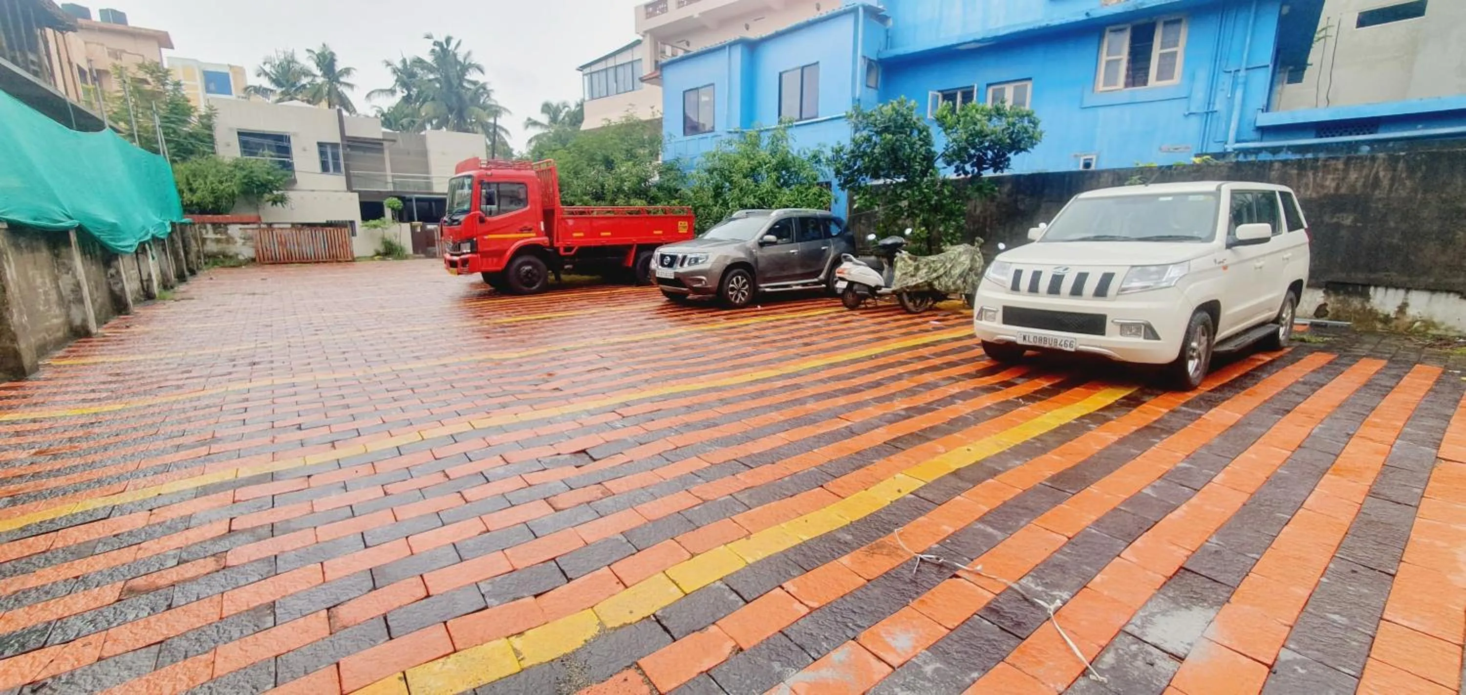 Parking in K Grandeur Hotels