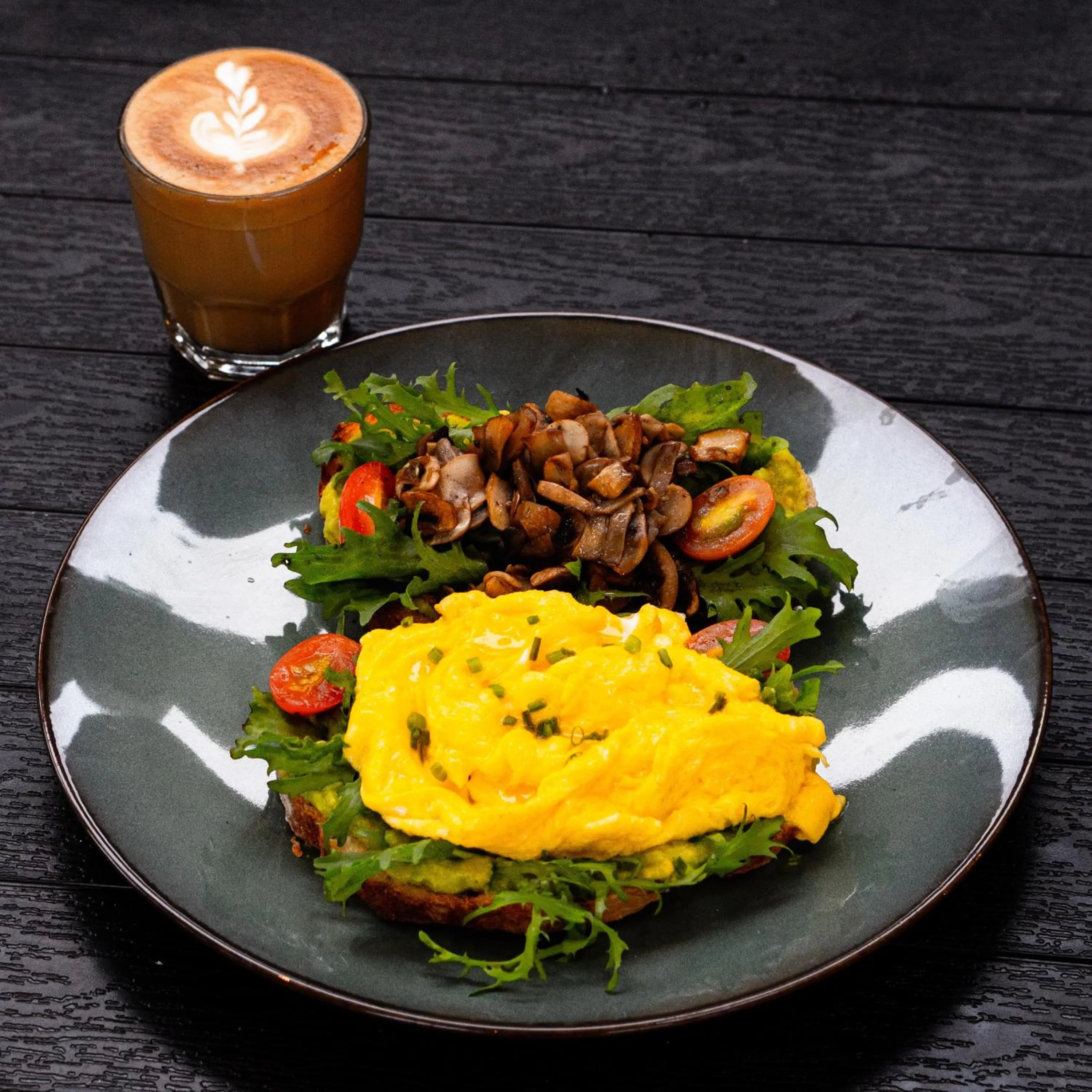 Restaurant/places to eat in Tut Winten a Tranquil Living Villa Ubud