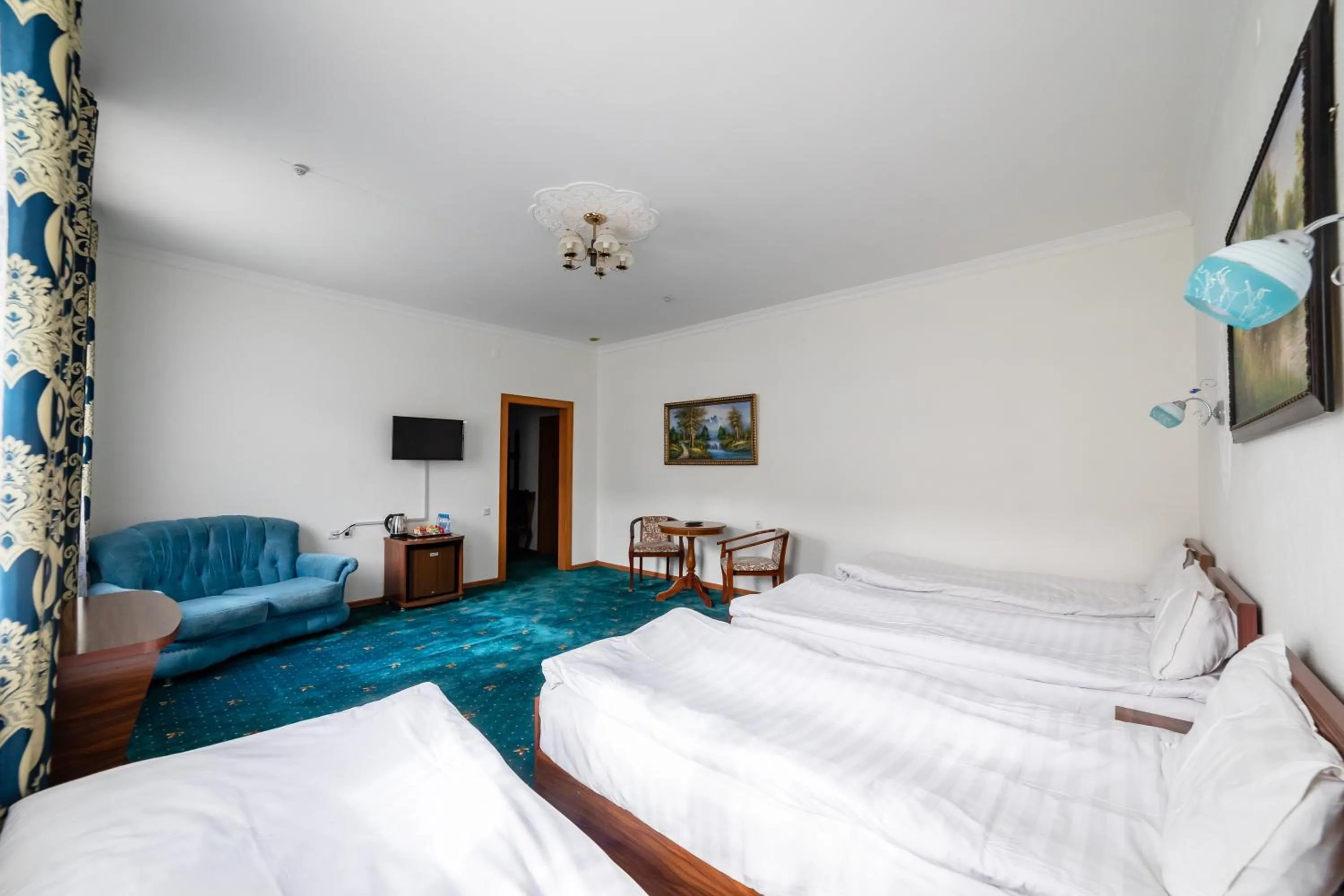 Bed in Qibla Tozabog