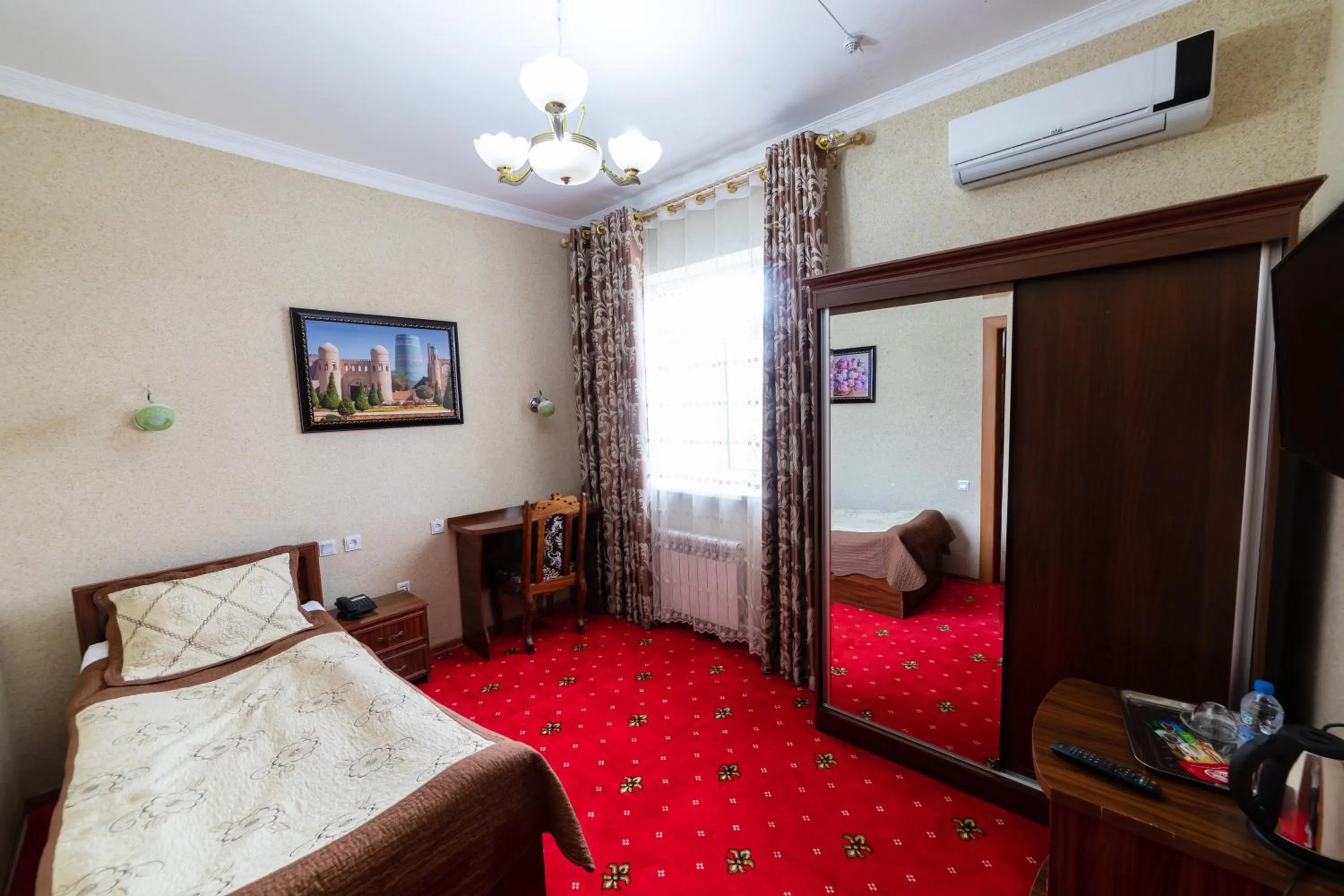 Bed in Qibla Tozabog