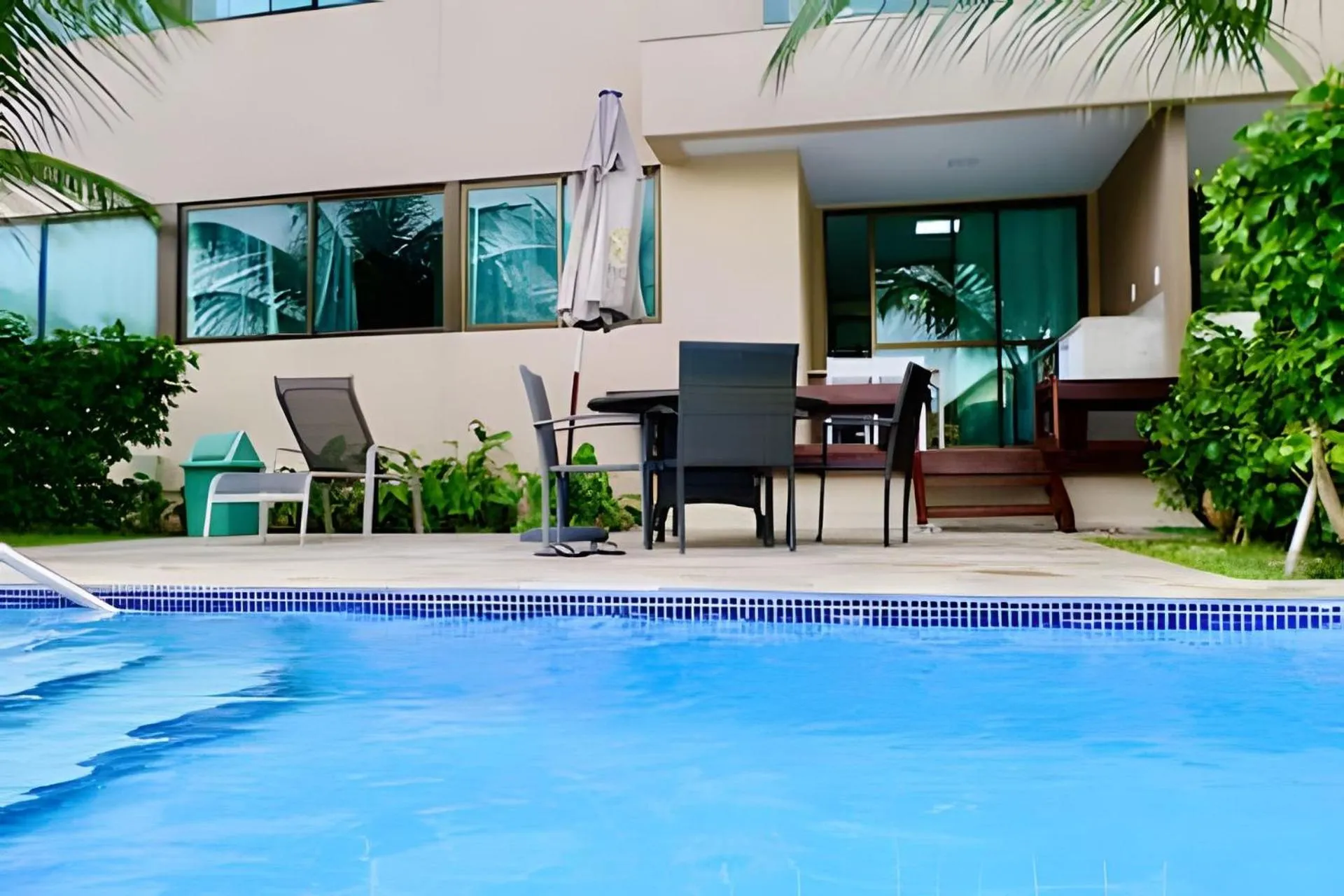 Swimming pool in Nui Supreme Beach Living