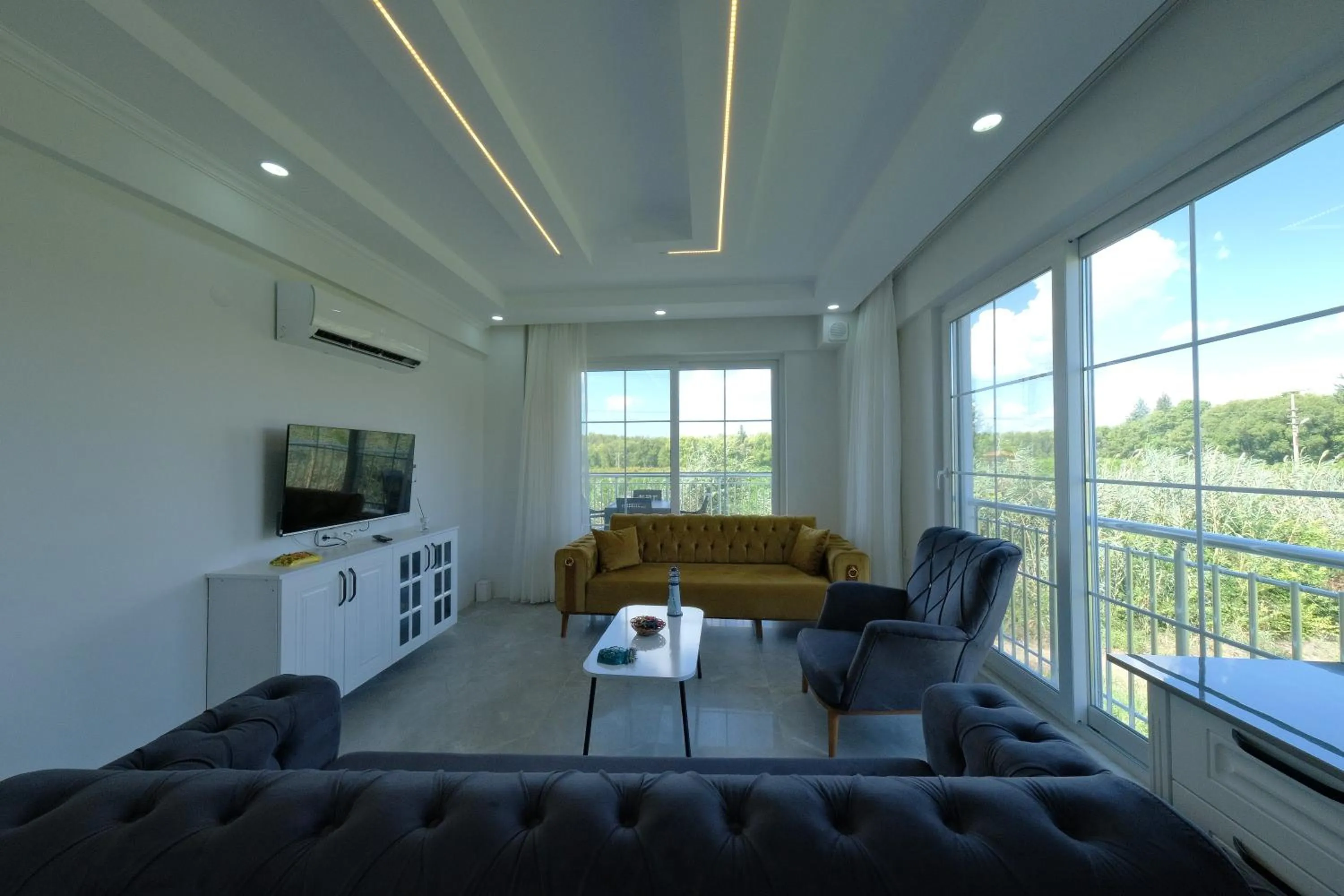 TV and multimedia in The Dalaman Suites & Pansiyon Dalaman Airport 10 km