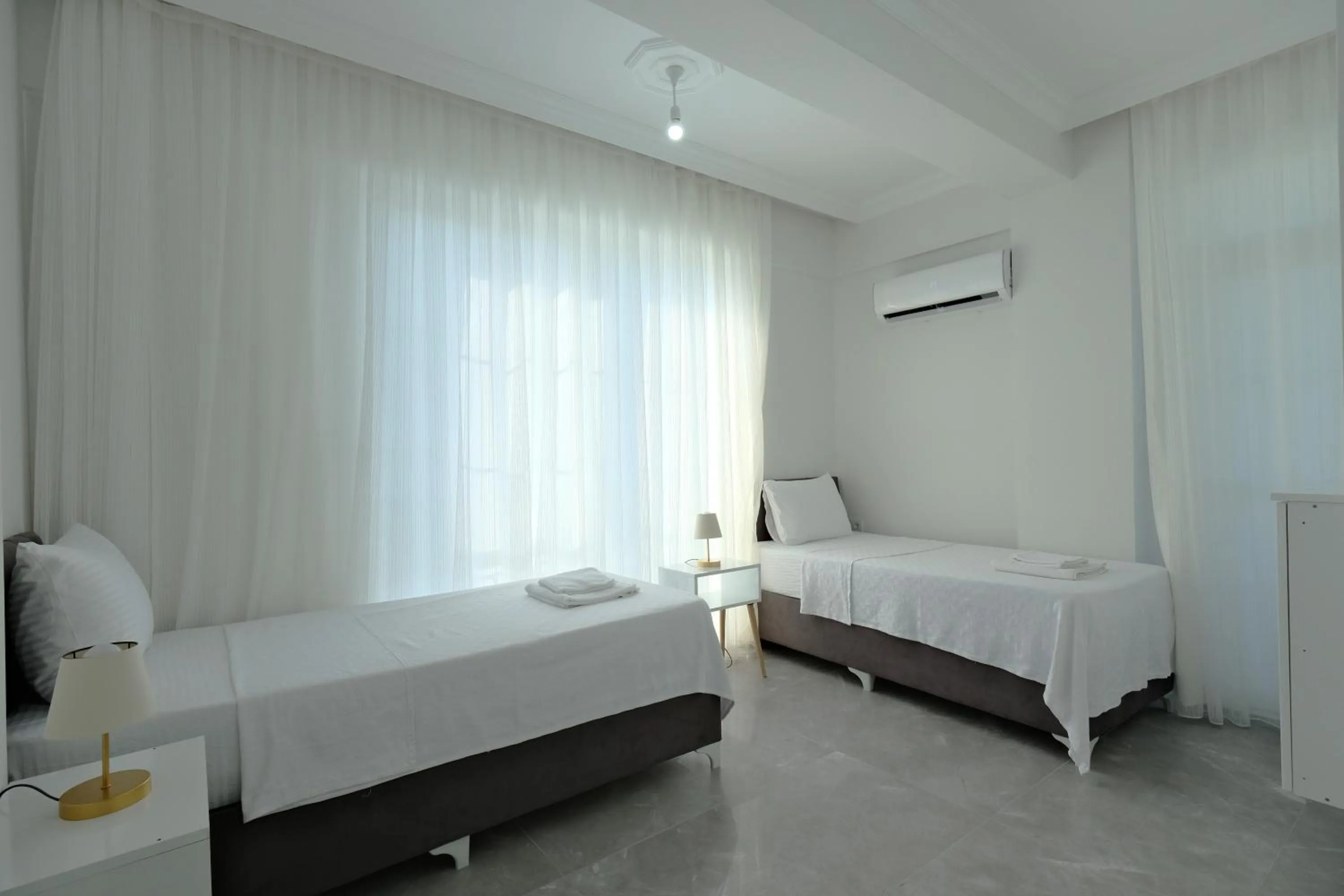 Bed in The Dalaman Suites & Pansiyon Dalaman Airport 10 km