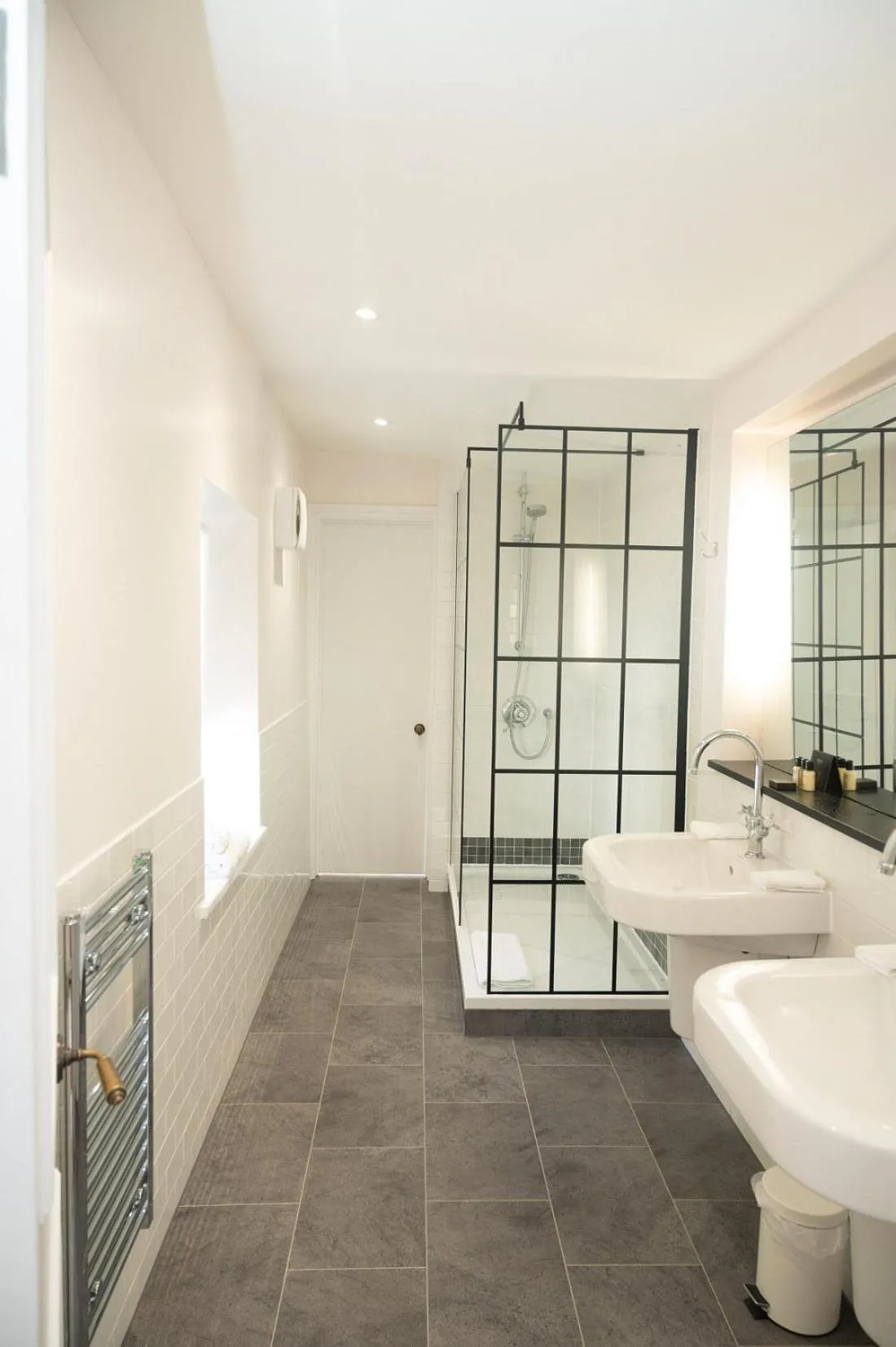 Bathroom in The Olde Bell, BW Signature Collection