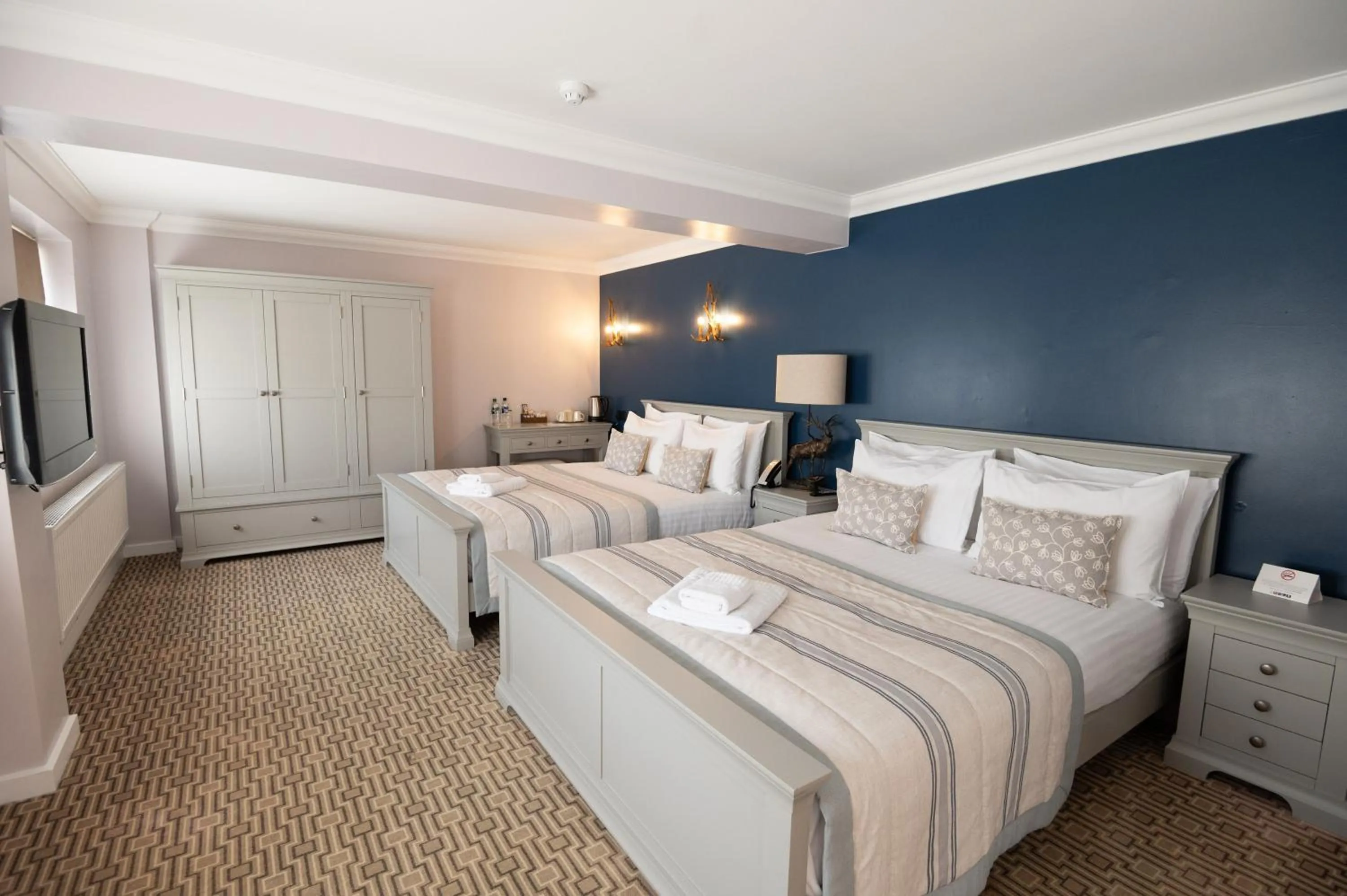 Bed in The Olde Bell, BW Signature Collection