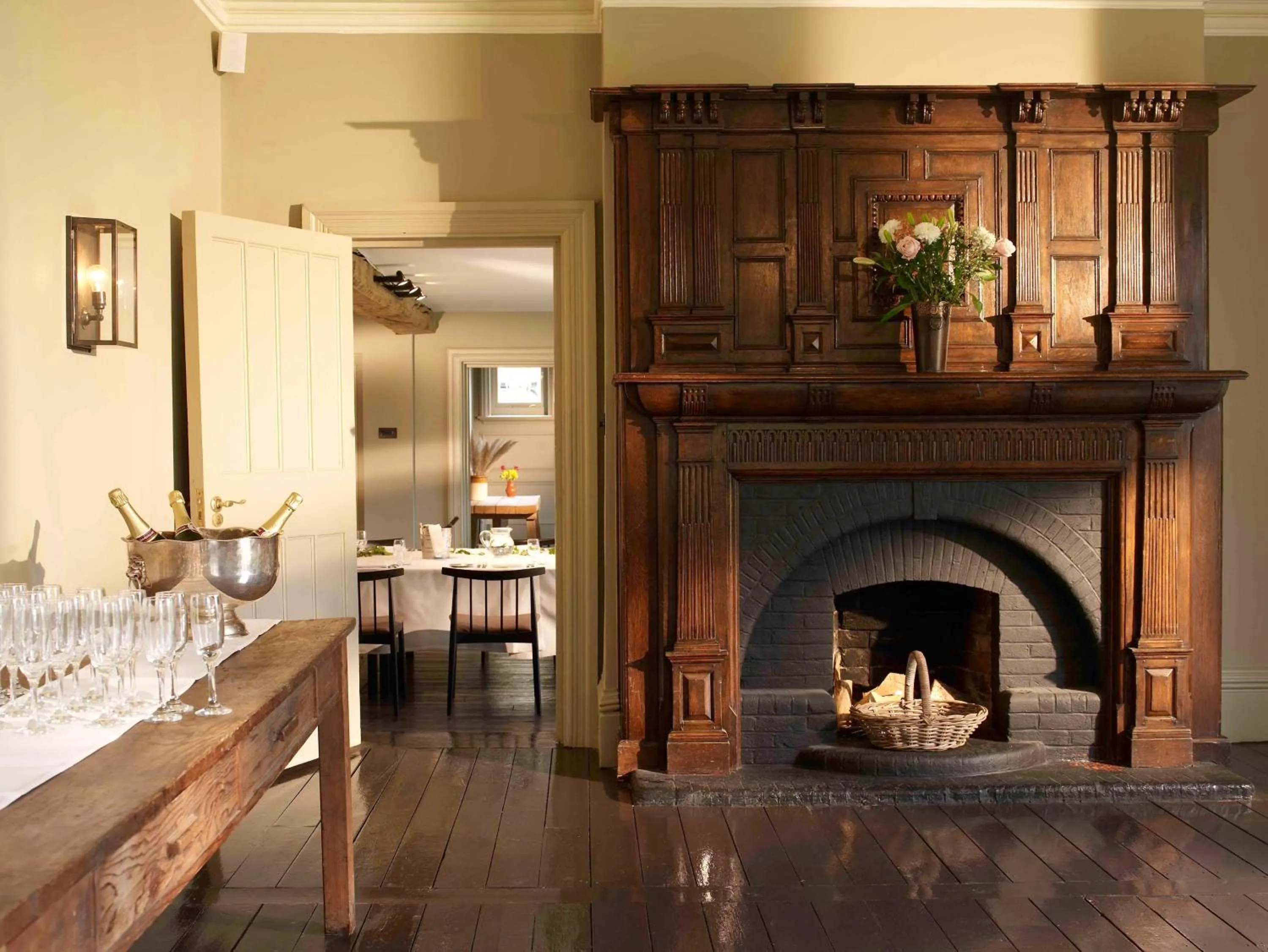 Restaurant/places to eat in The Olde Bell, BW Signature Collection