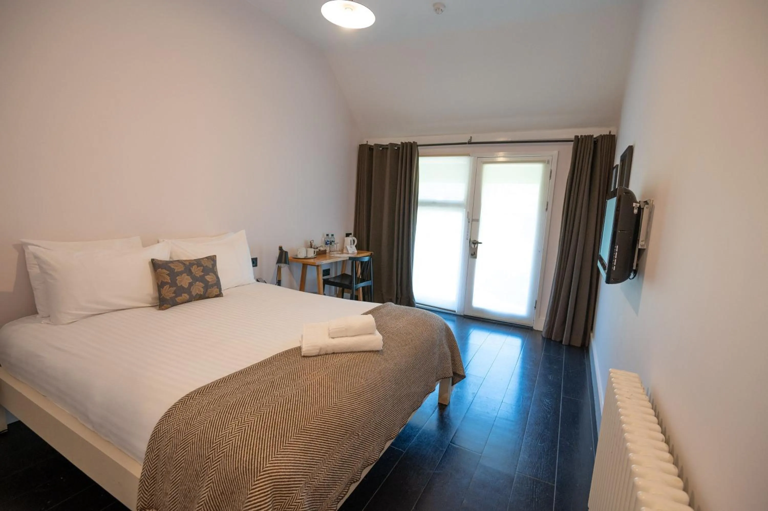 Bed in The Olde Bell, BW Signature Collection