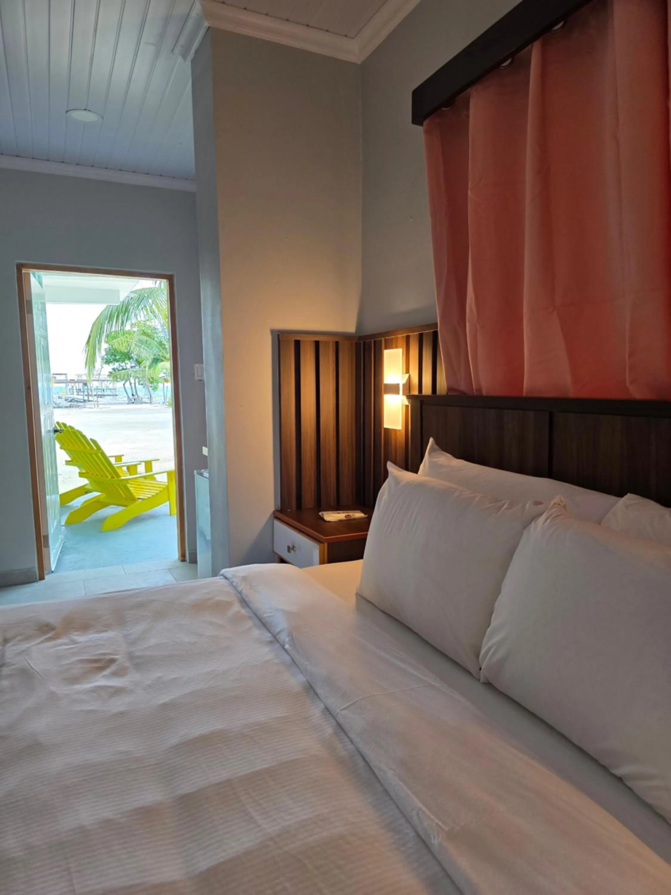 Bed in Island Magic Villas