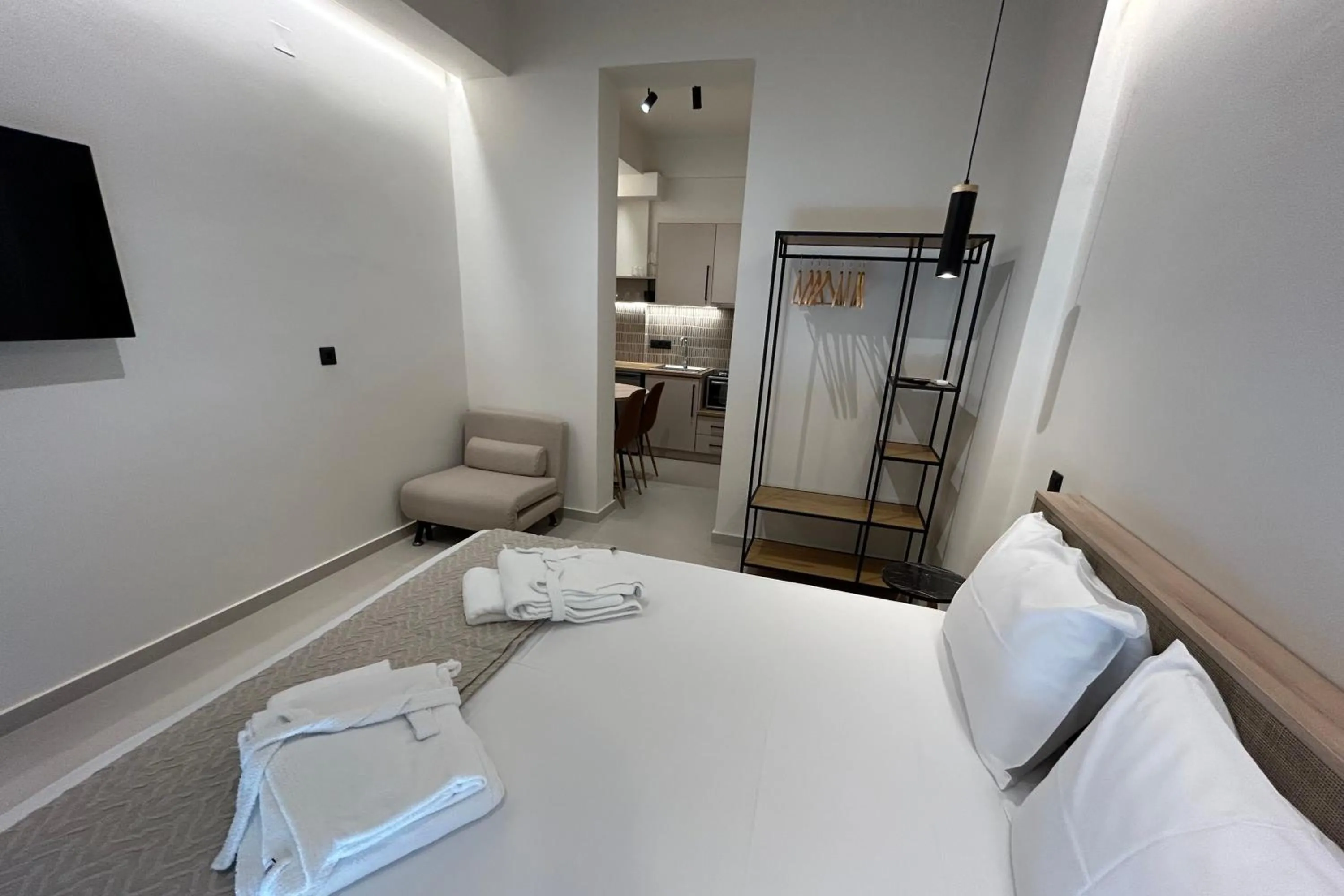 Bed in GLEN Premium Stays