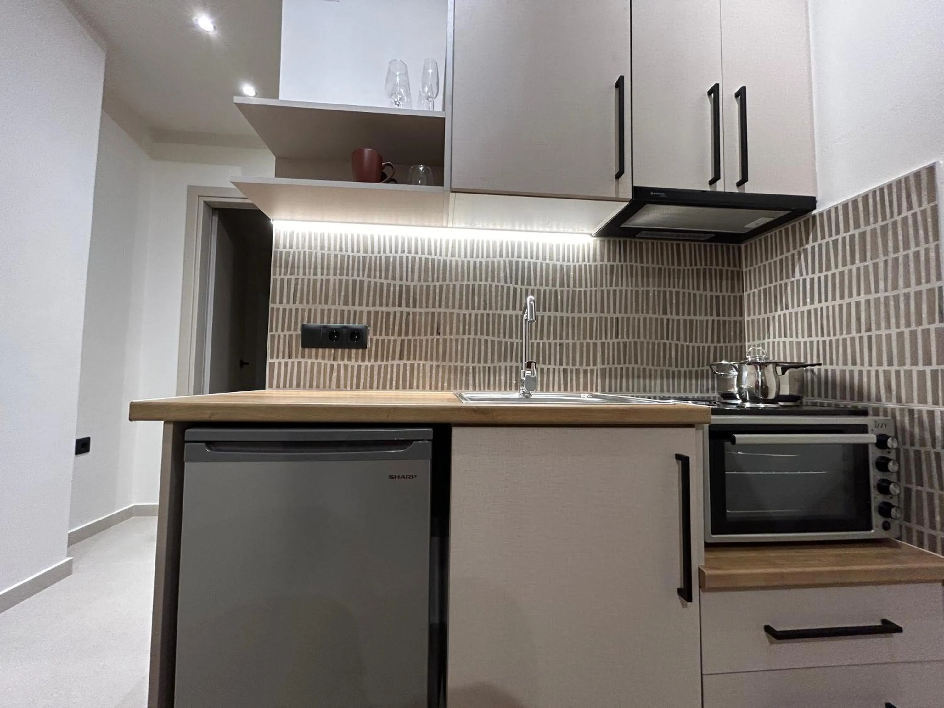 Kitchen or kitchenette in GLEN Premium Stays