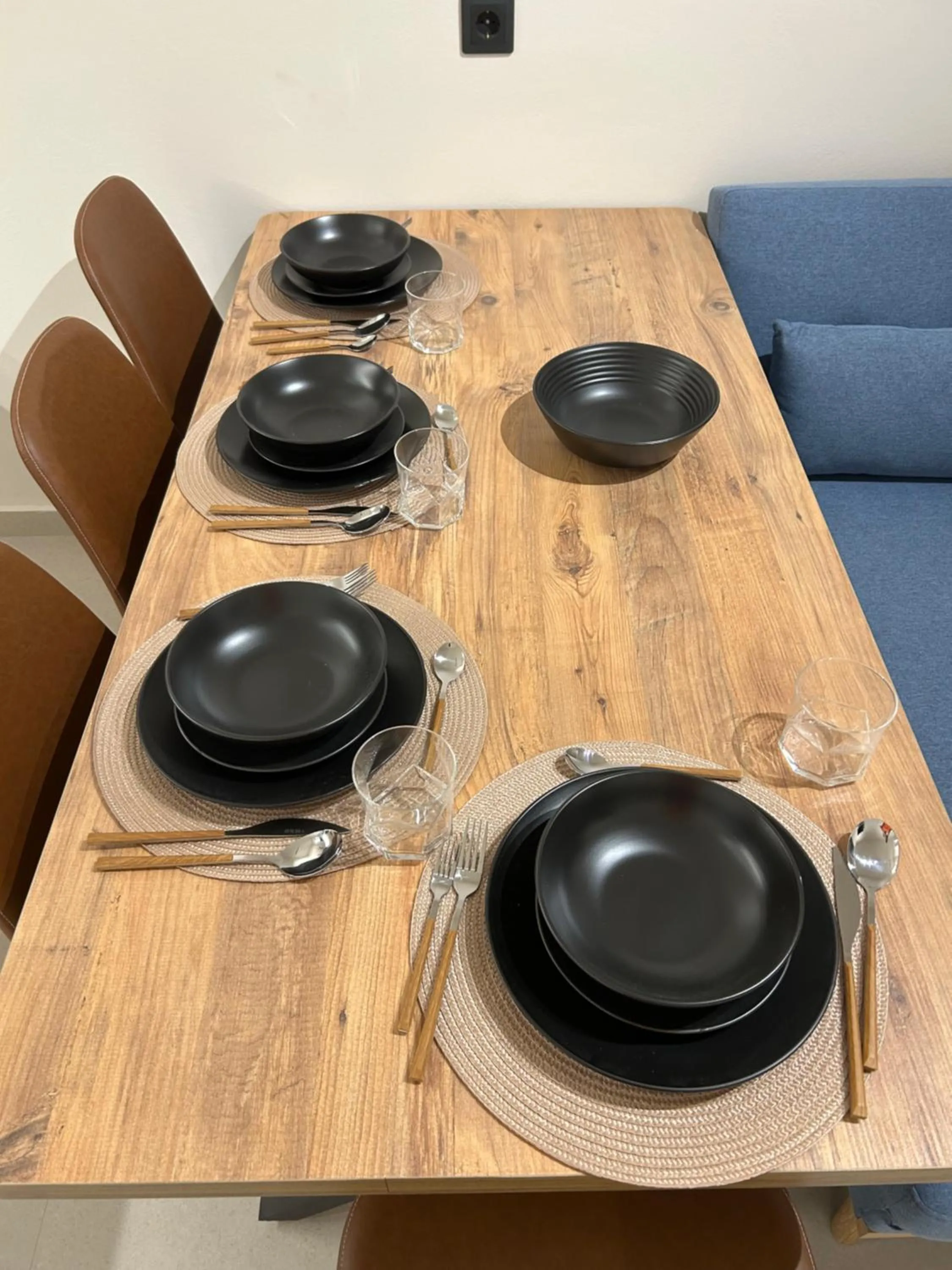 Dining area in GLEN Premium Stays
